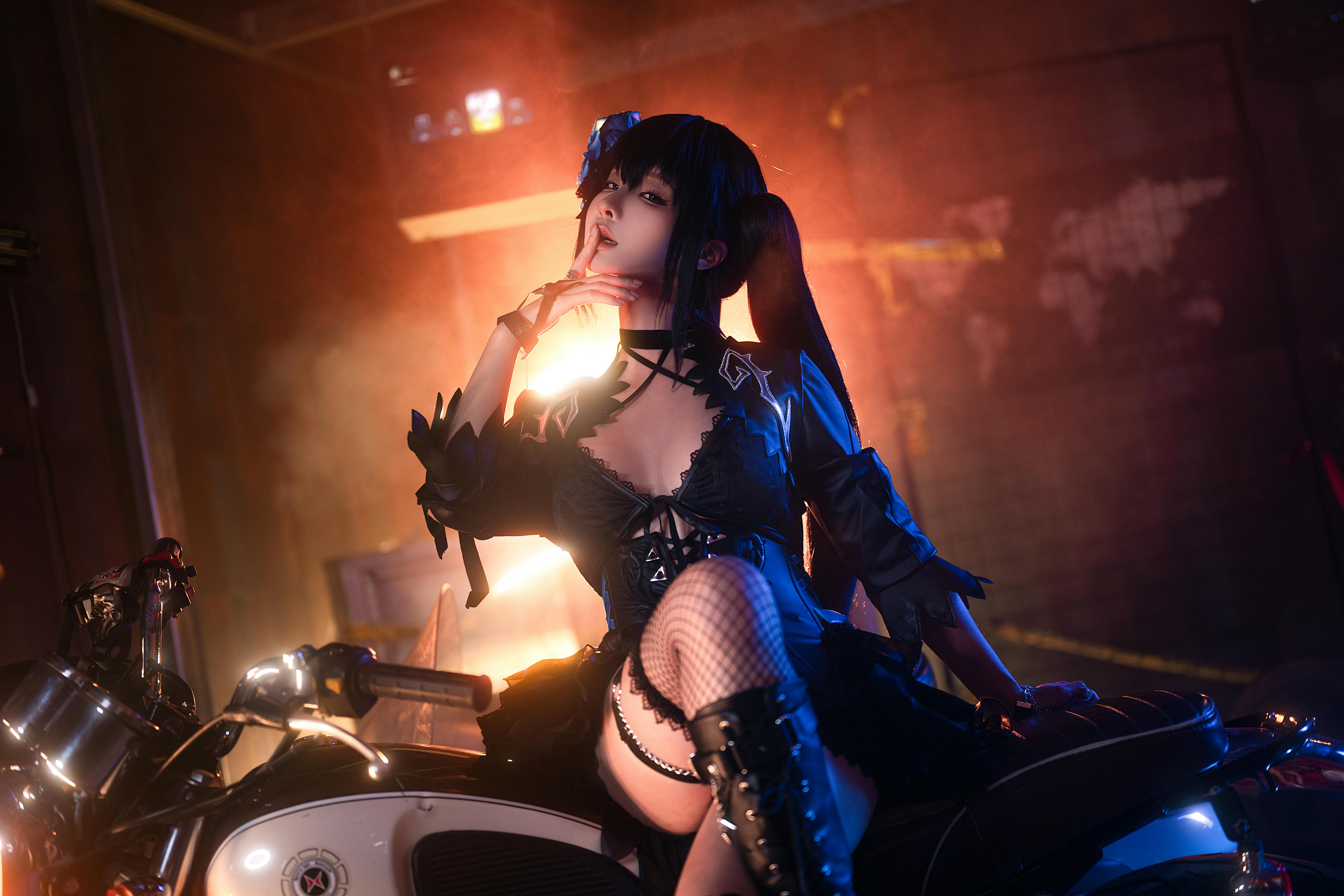 蠢沫沫 NO.320 黑岩射手 [36P 812MB]_第1集