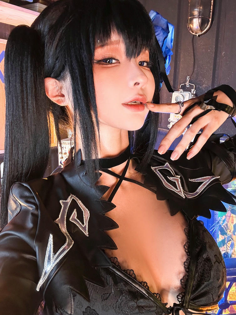 蠢沫沫 NO.320 黑岩射手 [36P 812MB]_第2集