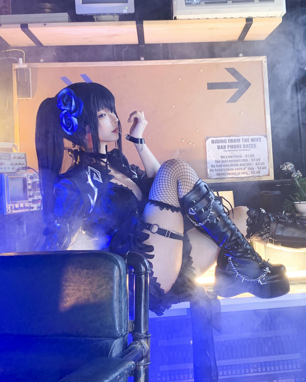 蠢沫沫 NO.320 黑岩射手 [36P 812MB]_第2集