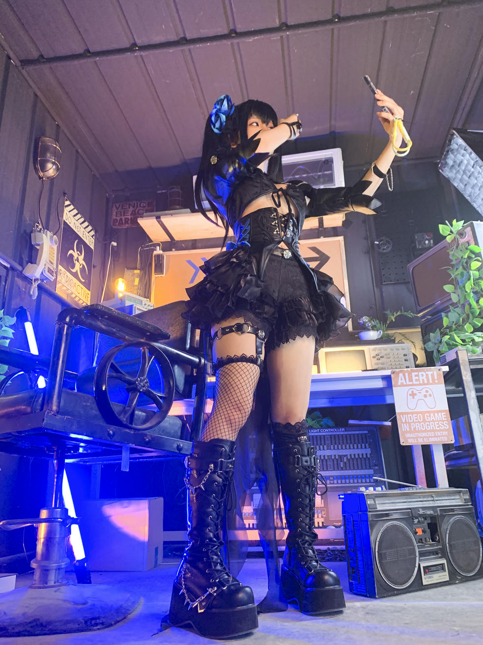 蠢沫沫 NO.320 黑岩射手 [36P 812MB]_第2集