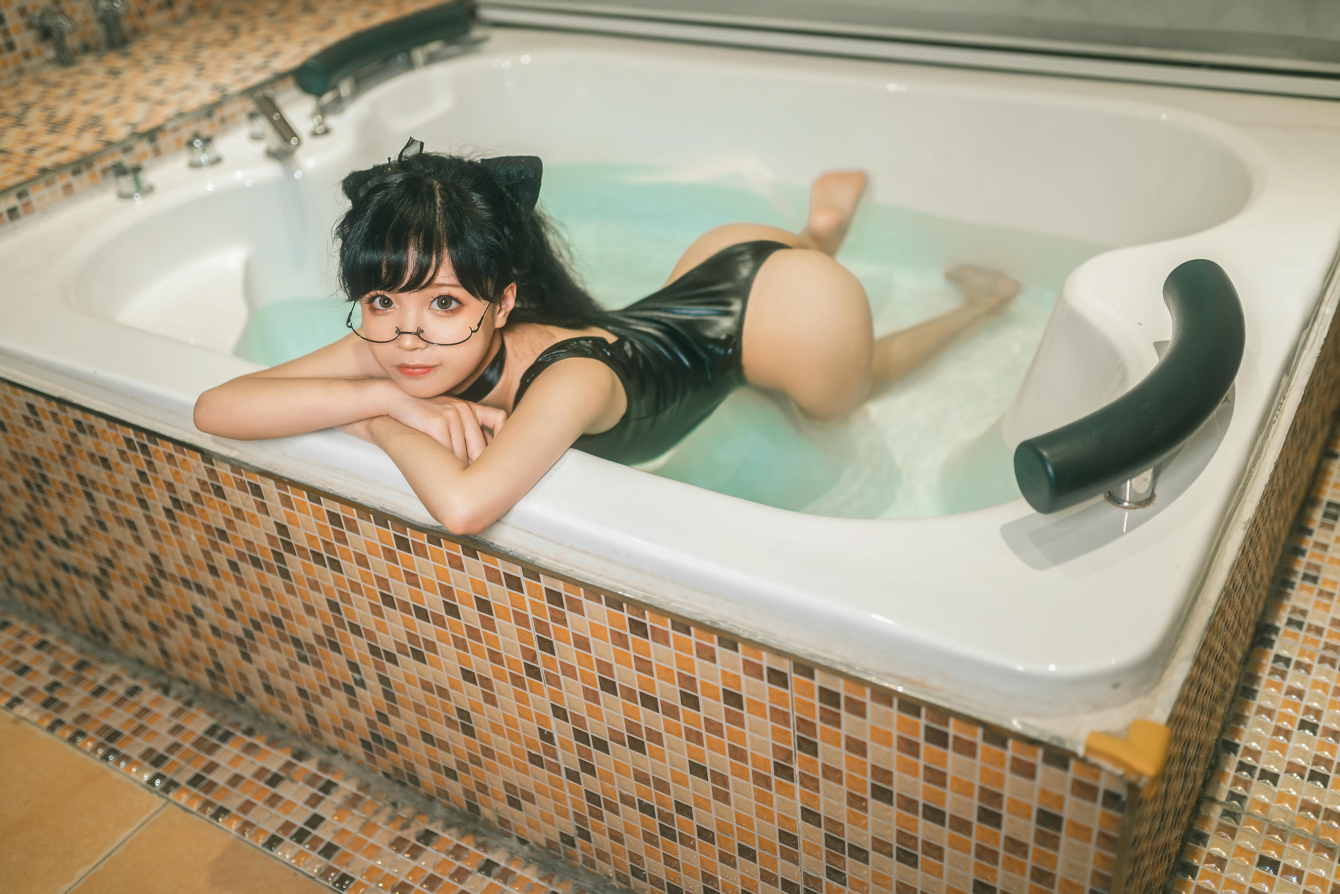 蠢沫沫 NO.043 死库水 [42P 645MB]_第1集