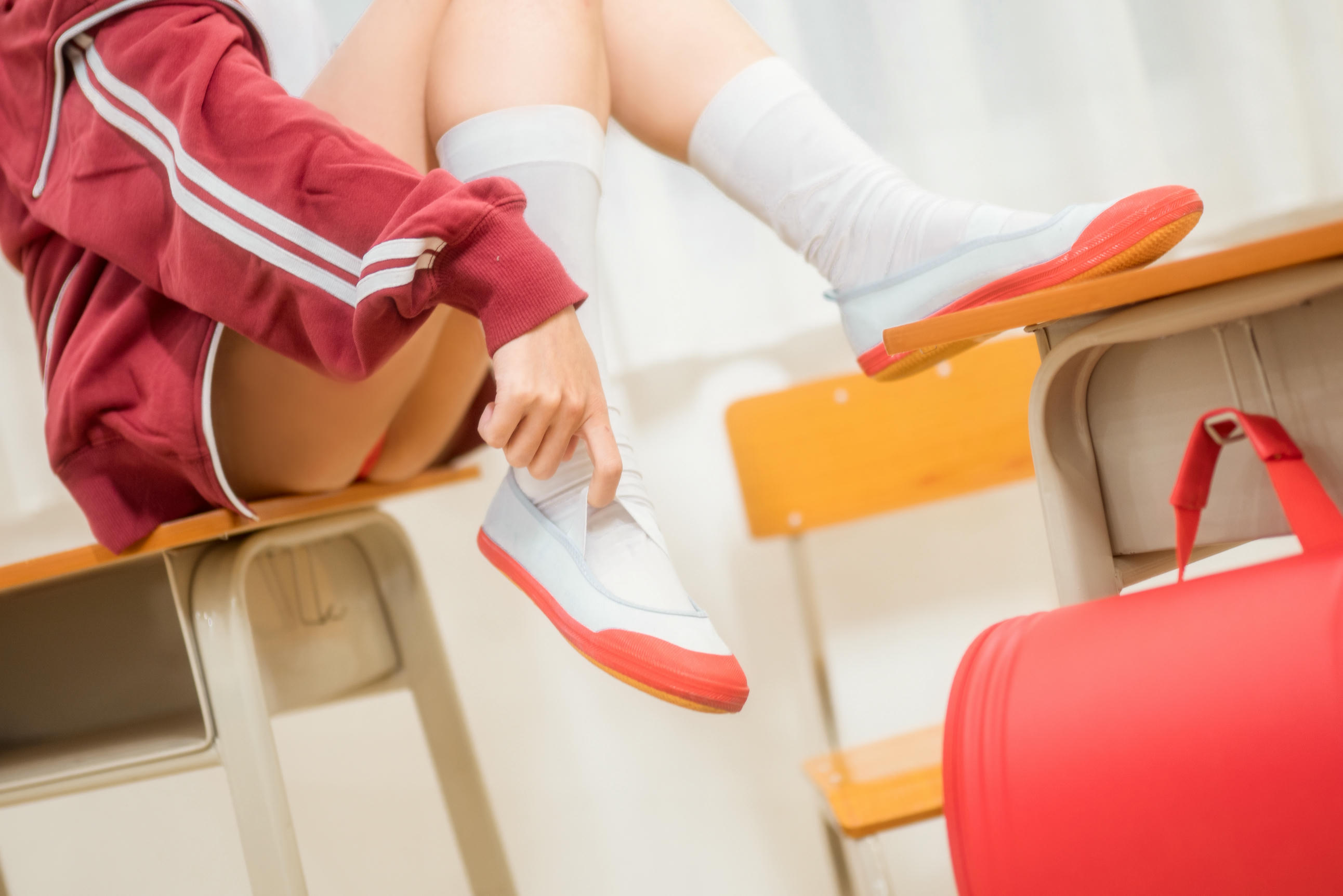 蠢沫沫 NO.044 体操服红 [45P 420MB]_第1集