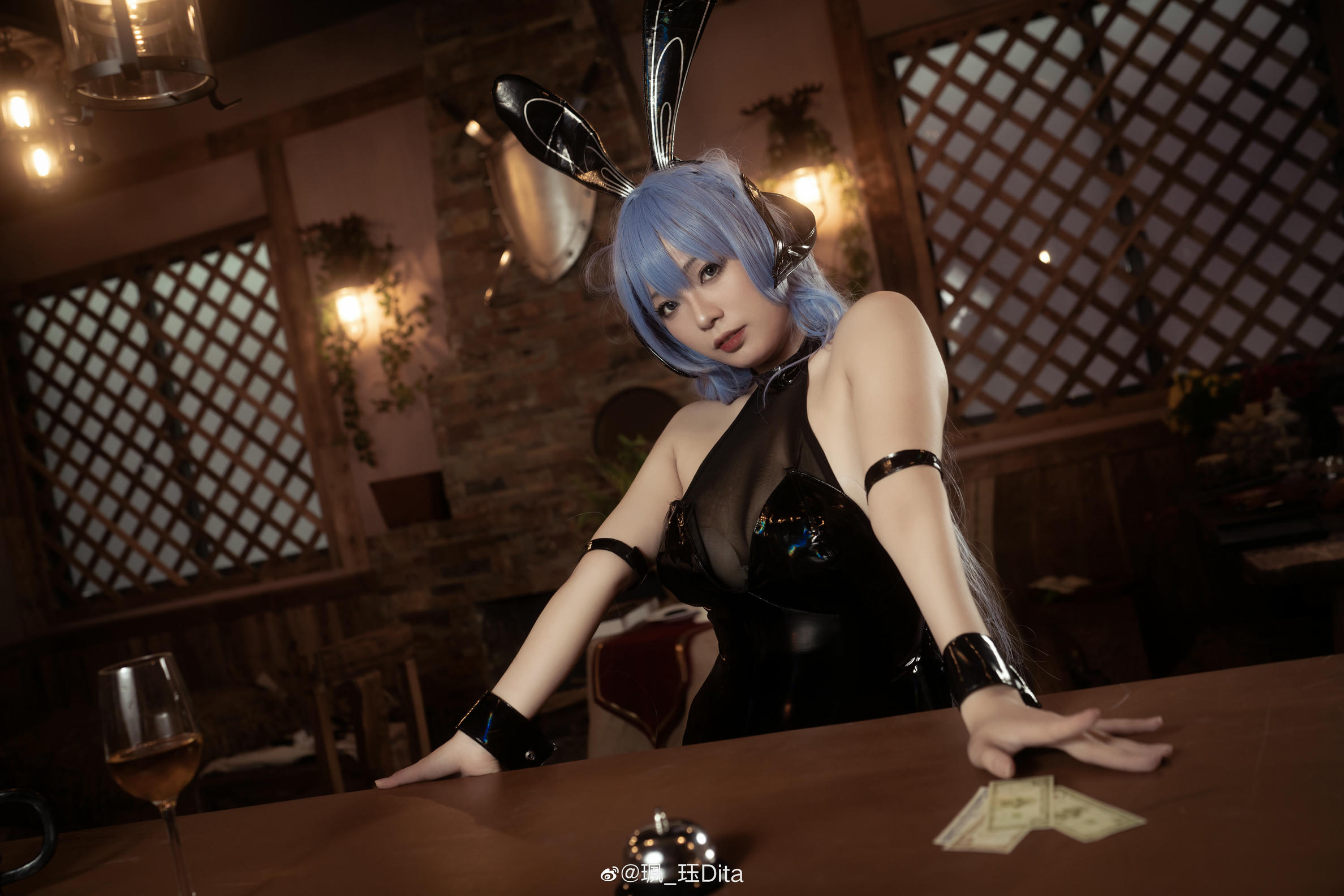 珟_珏Dita NO.002 6·20〈碧蓝航线〉[9P 25MB]_第1集