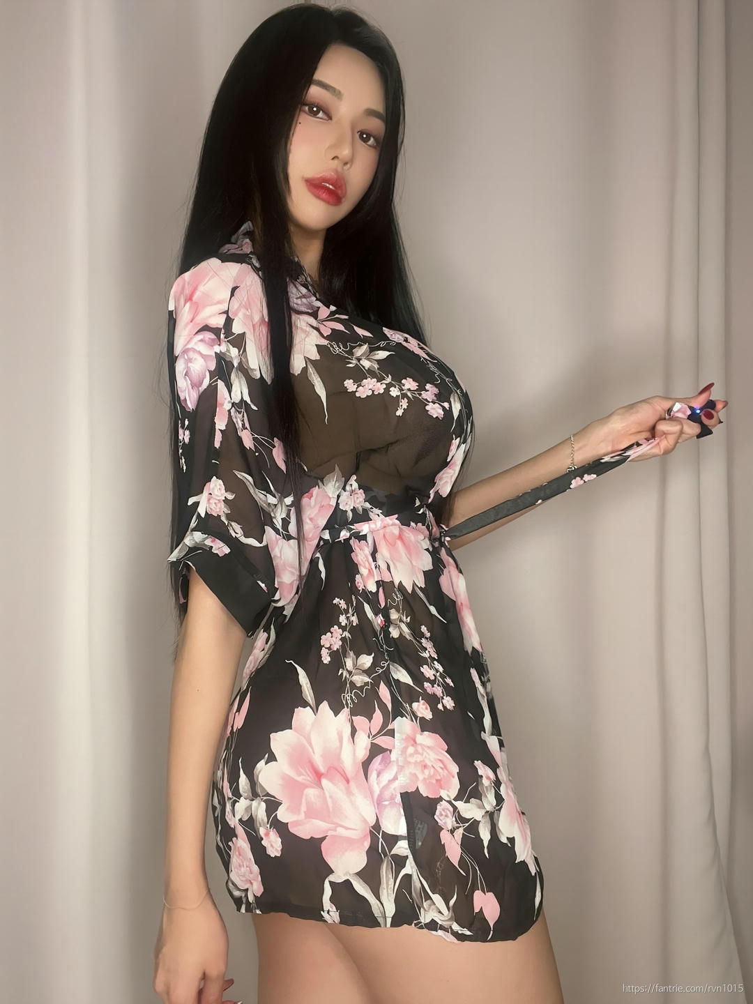 韩国美女-圓圓-동그란-ドングラン-Donggeuran NO.019 Fantrie Social leak 2024 [657P69V-1.14GB]_第27集