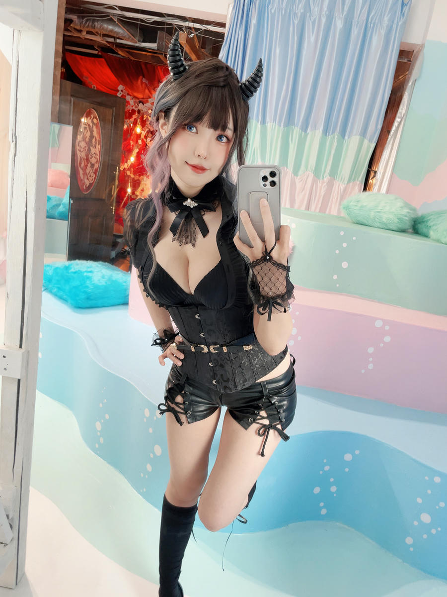 ElyEE子 NO.111 2022.June-T4 (4套+视频) [121P3V-303MB]-selfies & video_第1集