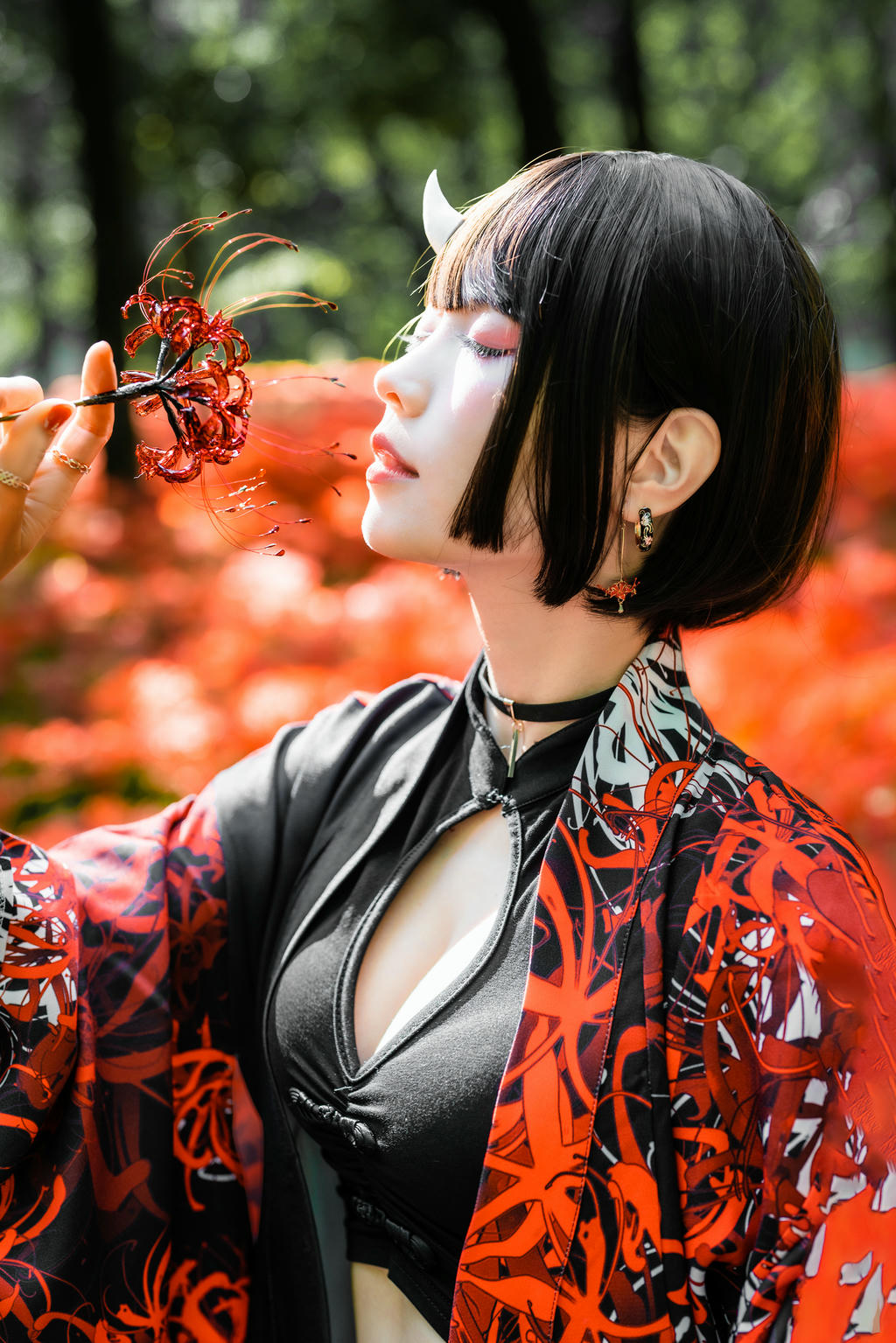 ElyEE子 NO.136 23年10月订阅 [86P2V-302MB]-C-Red Higanbana 殷紅彼岸 [36P-125MB]_第1集