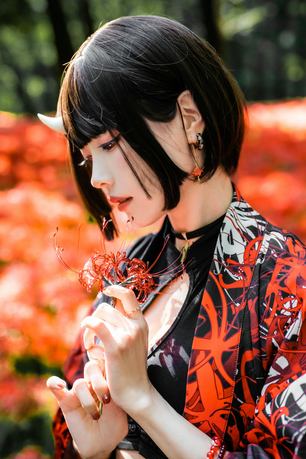 ElyEE子 NO.136 23年10月订阅 [86P2V-302MB]-C-Red Higanbana 殷紅彼岸 [36P-125MB]_第1集