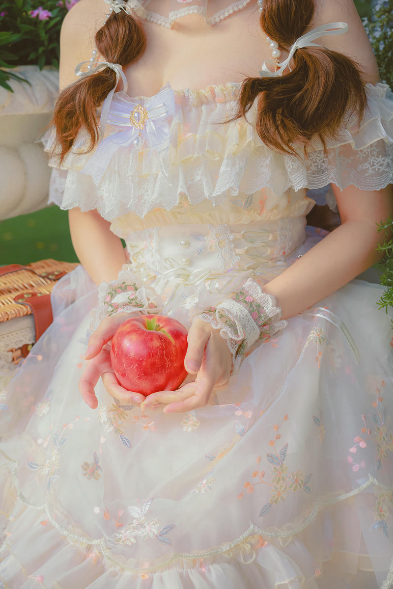 ElyEE子 NO.145 May-Tier 3 [70P 188MB]-B.Red panda & Apple小熊貓蘋果香_第1集