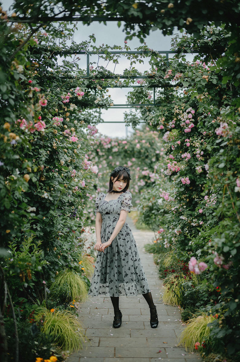 ElyEE子 NO.154 Aug-Tier 3 [110P9V-745MB]-A.Roses After the_Rain雨後玫瑰 [30P1V-115MB]_第1集