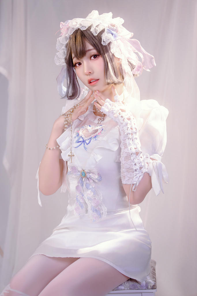 ElyEE子 NO.157 2024年10月订阅 (2／3套) Cloudy Dreaming雲朵夢境[25P-2V-57.4M]_第1集