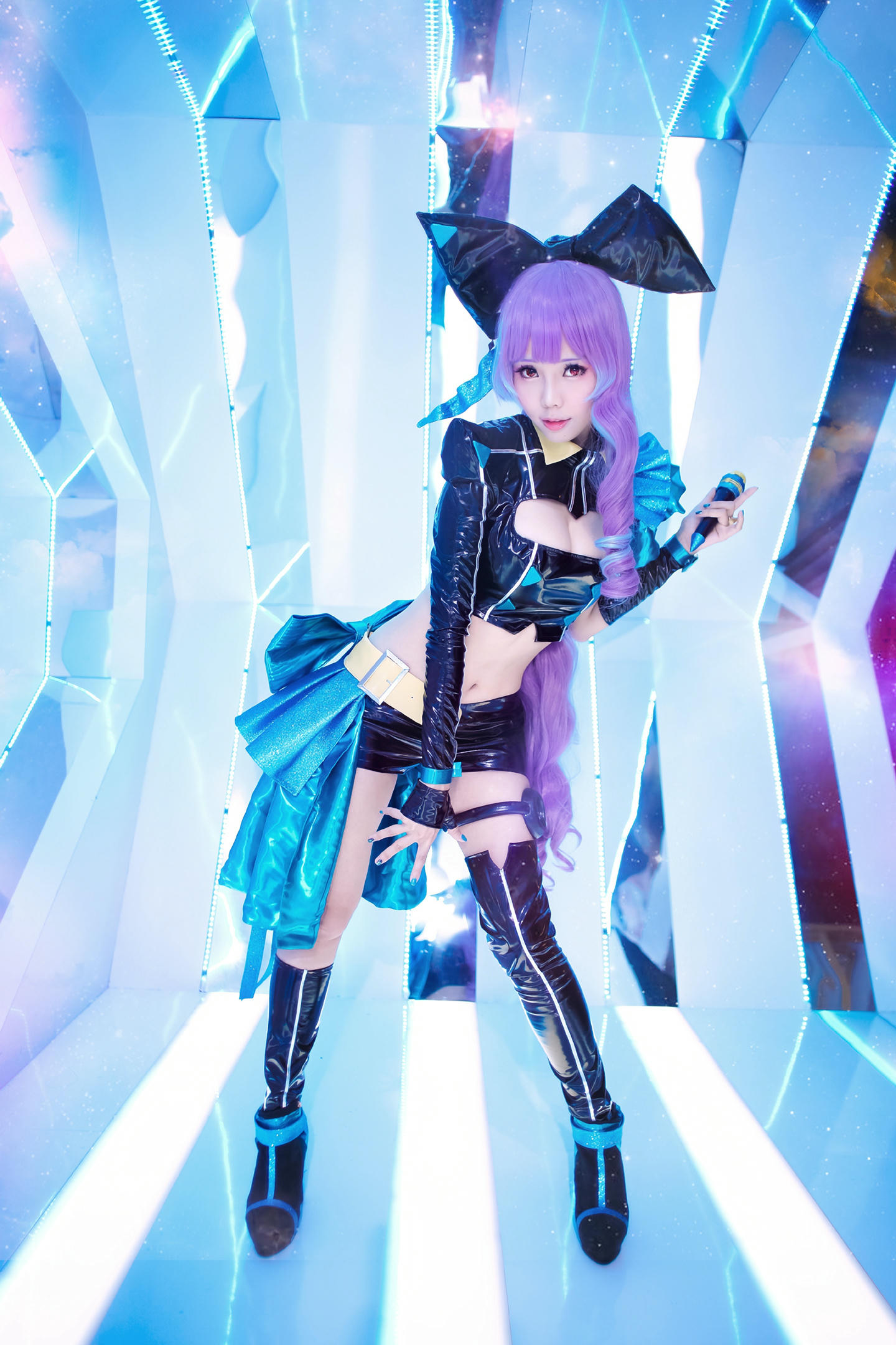 ElyEE子 NO.002 电音打歌服 [9P 16.29 MB]_第1集