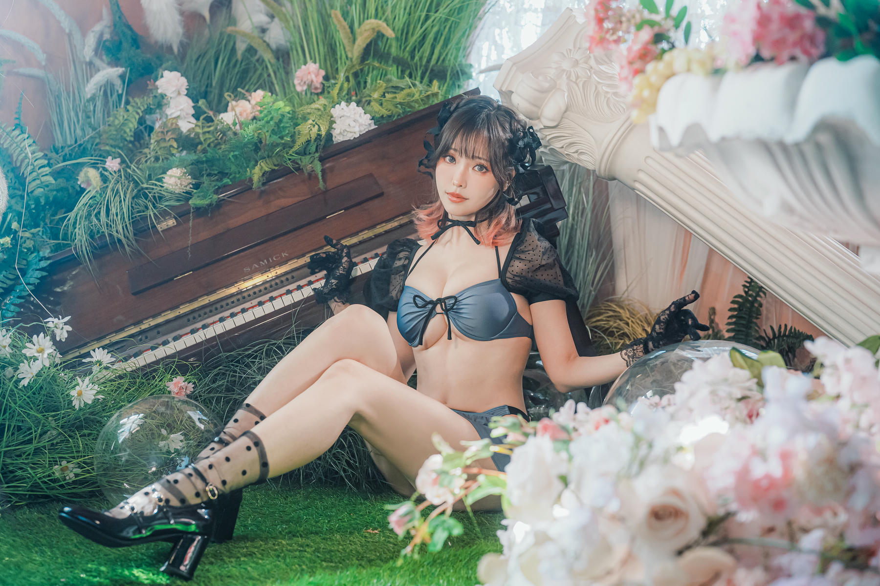 ElyEE子 NO.160 2024年12月订阅 (3套)[129P7V 552M]-C- Fairytale Wonderland童話仙境 [43P 3V]_第1集