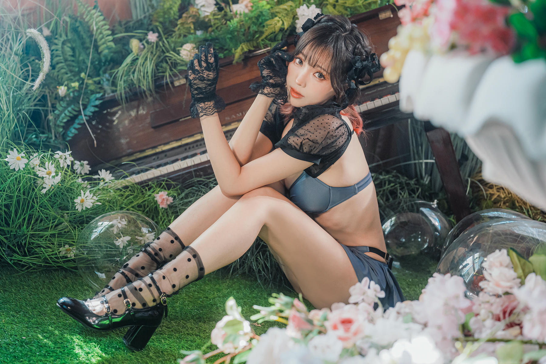 ElyEE子 NO.160 2024年12月订阅 (3套)[129P7V 552M]-C- Fairytale Wonderland童話仙境 [43P 3V]_第1集