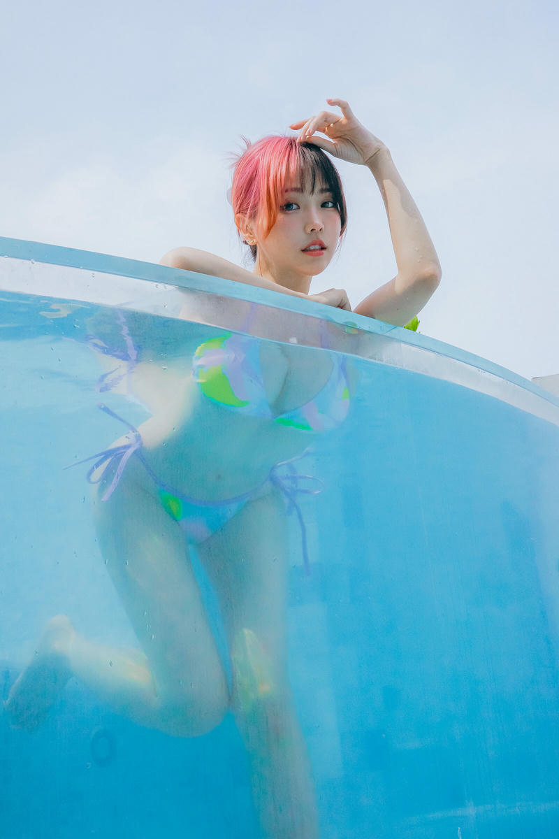 ElyEE子 NO.162 Poolside Relaxation [31P4V-99MB]_第1集