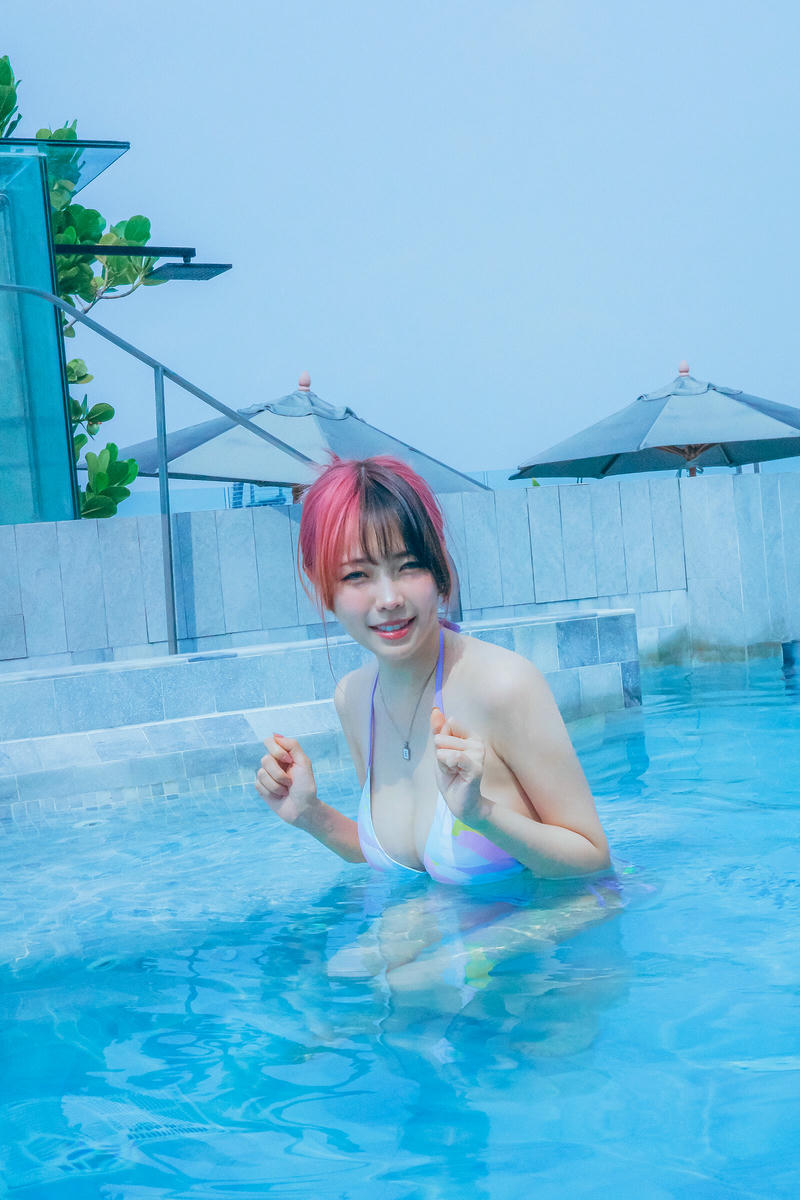 ElyEE子 NO.162 Poolside Relaxation [31P4V-99MB]_第1集