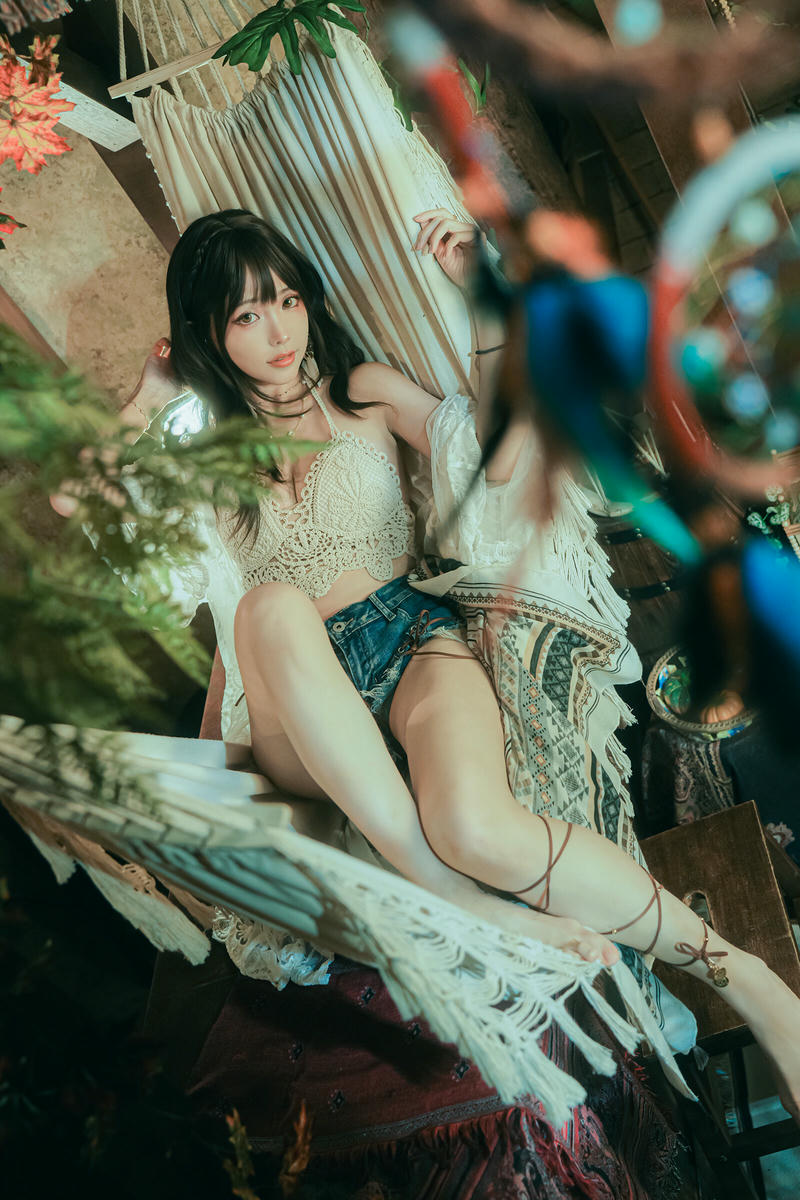 ElyEE子 NO.163 Secret Treehouse Escape [31P5V-152MB]_第1集