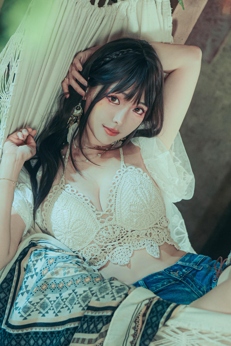 ElyEE子 NO.163 Secret Treehouse Escape [31P5V-152MB]_第1集