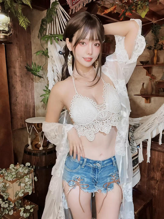 ElyEE子 NO.163 Secret Treehouse Escape [31P5V-152MB]_第1集