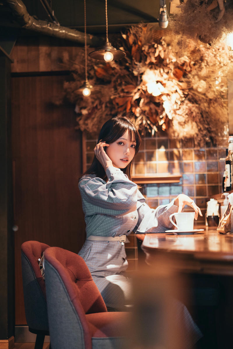 ElyEE子 NO.167 Afternoon Gathering [24P 34MB]_第1集