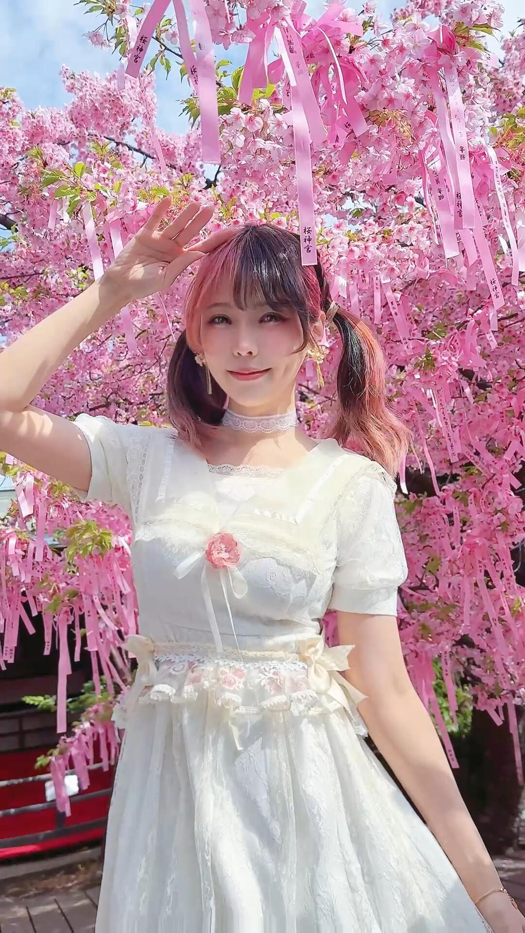 ElyEE子 NO.168 2025年04月订阅 (4套)[92P 9V 311.9M]-April Extra 2025 [15P]_第1集