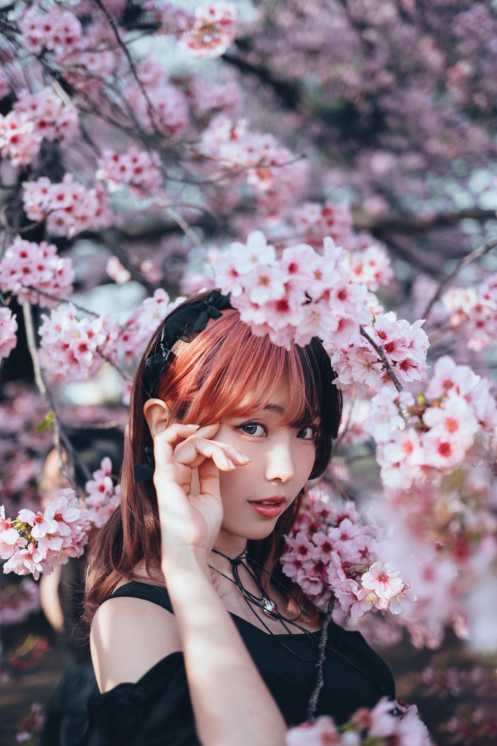 ElyEE子 NO.168 2025年04月订阅 (4套)[92P 9V 311.9M]-April Set B 2025 [30P 1V]_第1集