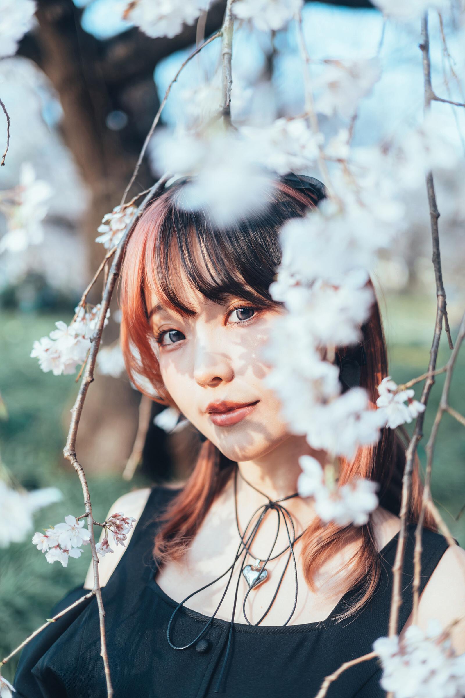 ElyEE子 NO.168 2025年04月订阅 (4套)[92P 9V 311.9M]-April Set B 2025 [30P 1V]_第1集