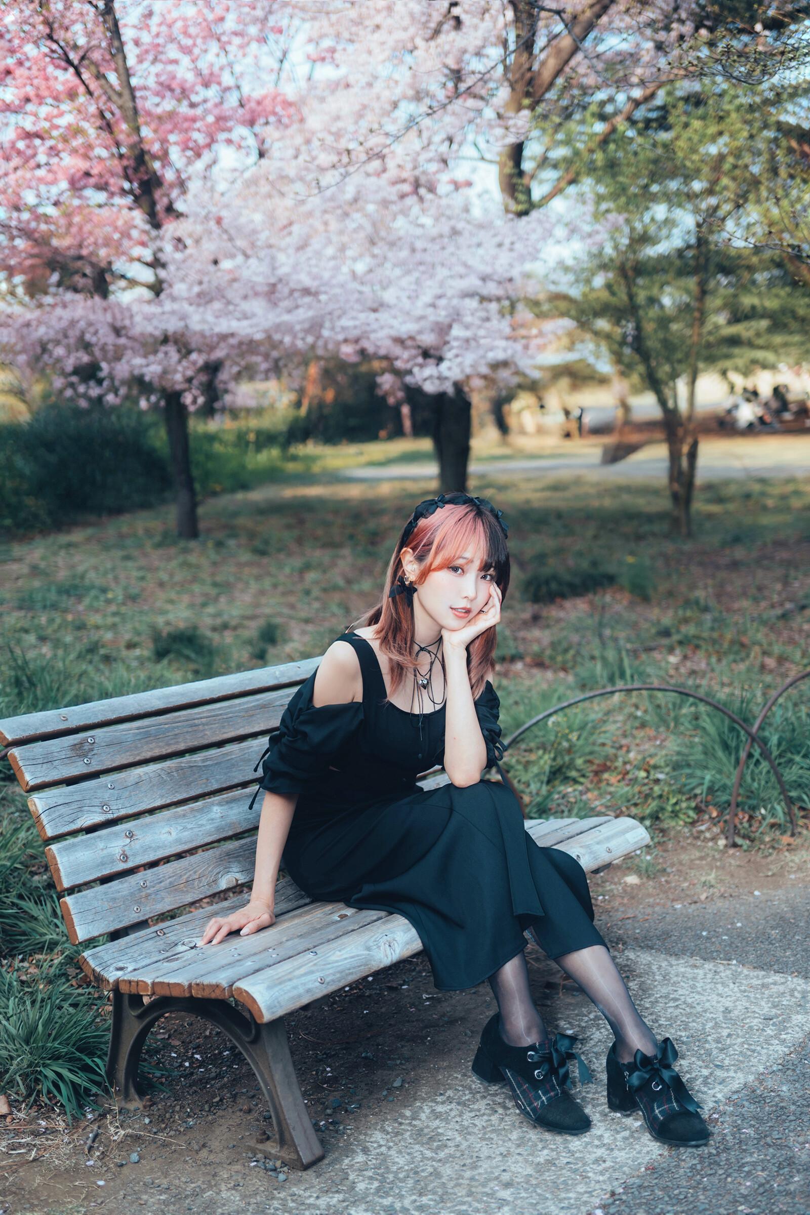 ElyEE子 NO.168 2025年04月订阅 (4套)[92P 9V 311.9M]-April Set B 2025 [30P 1V]_第2集