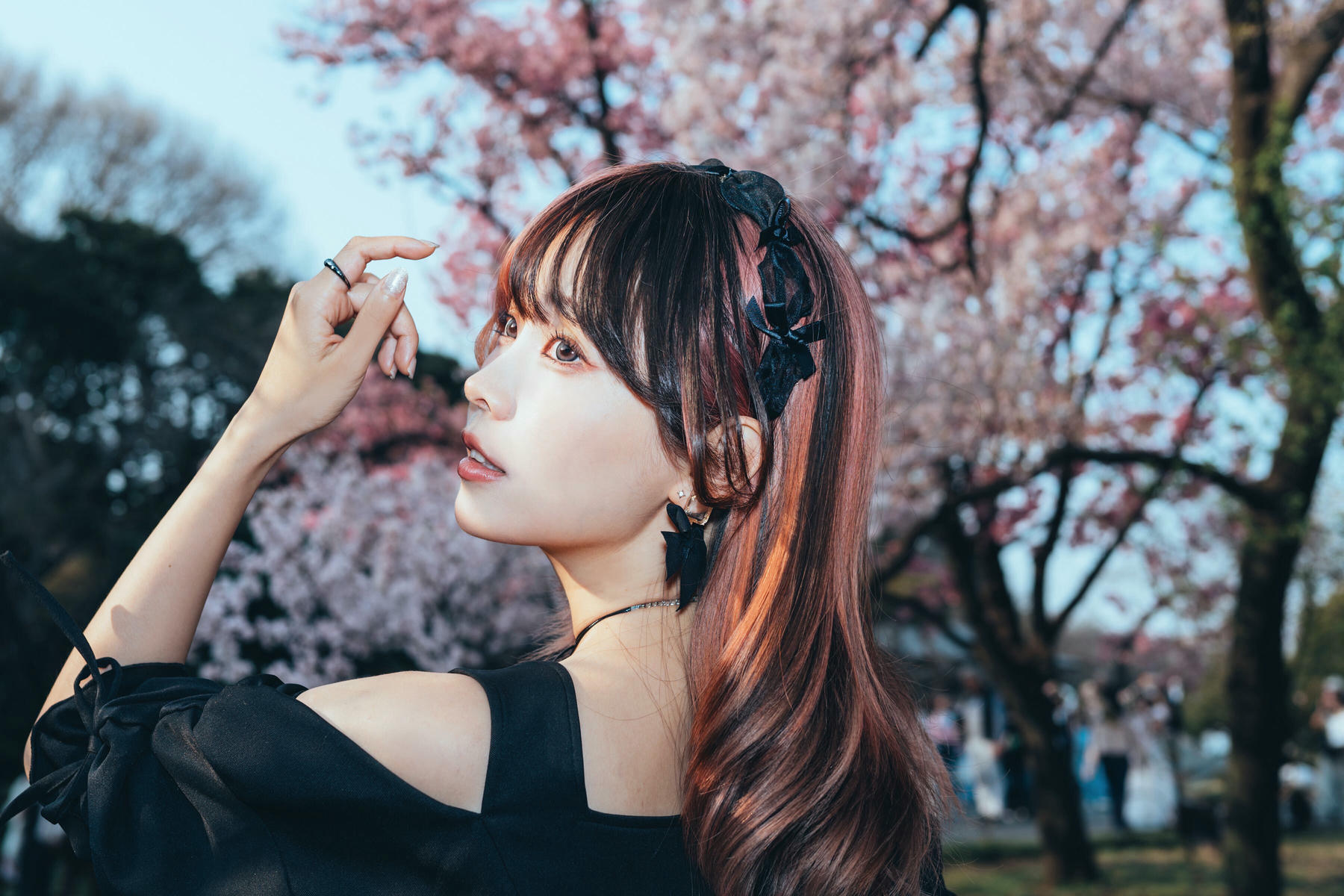 ElyEE子 NO.168 2025年04月订阅 (4套)[92P 9V 311.9M]-April Set B 2025 [30P 1V]_第2集