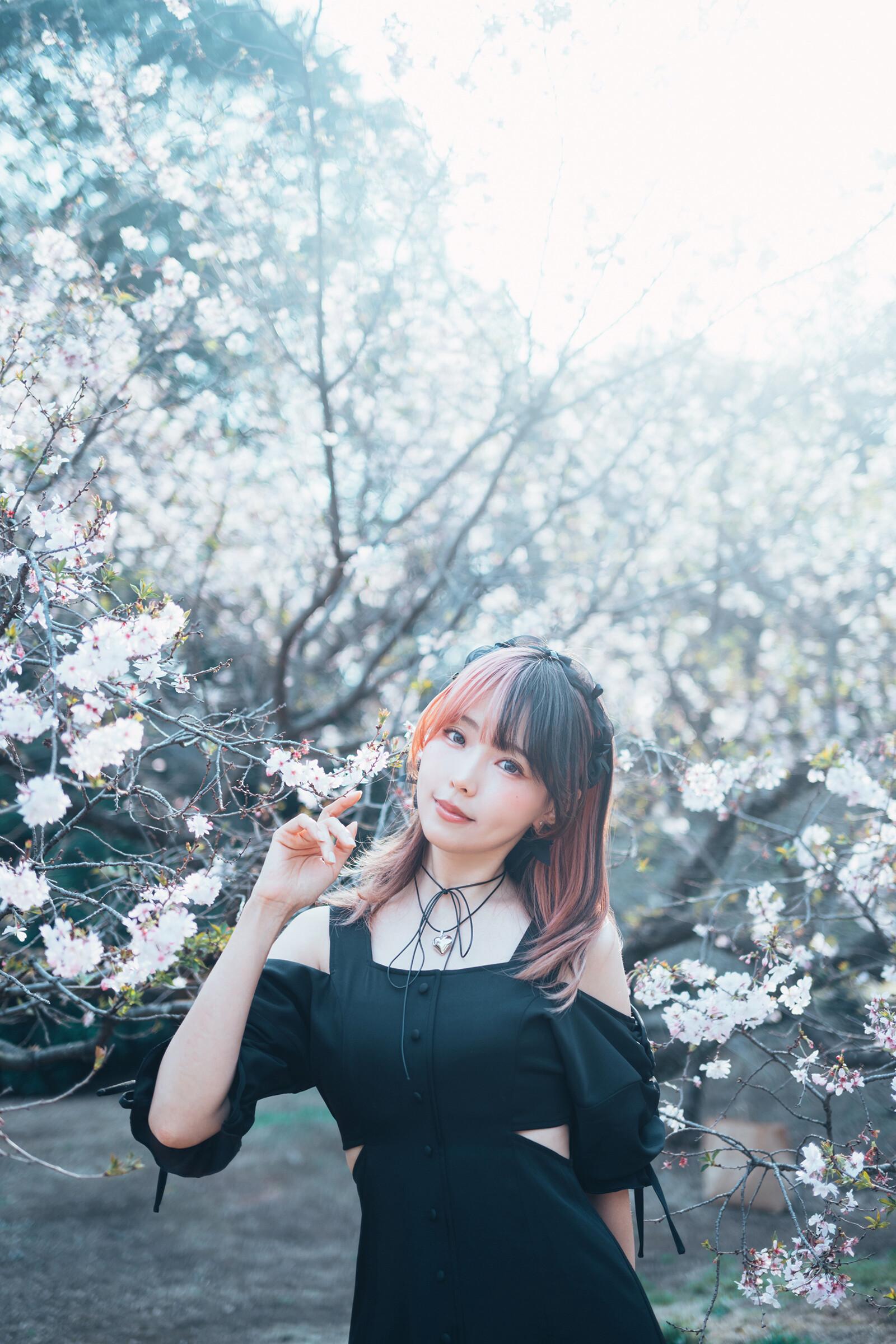 ElyEE子 NO.168 2025年04月订阅 (4套)[92P 9V 311.9M]-April Set B 2025 [30P 1V]_第2集