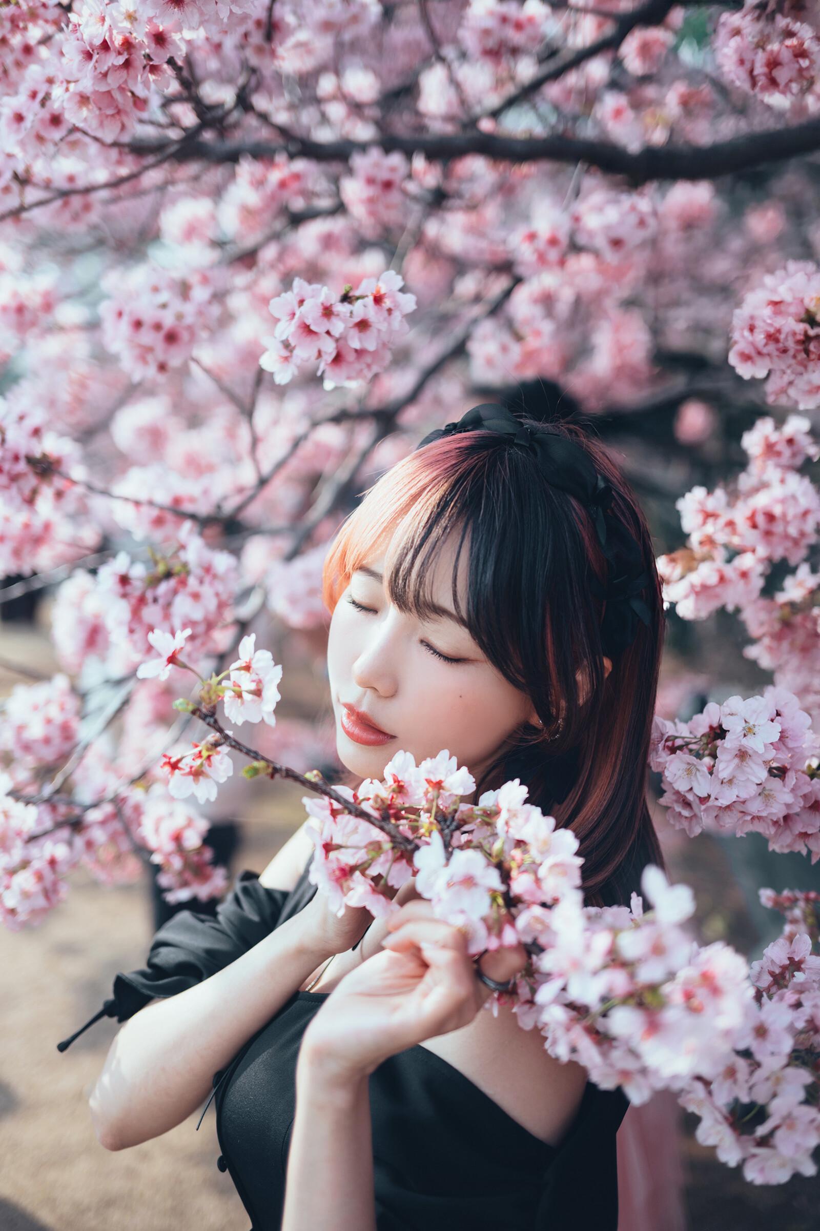 ElyEE子 NO.168 2025年04月订阅 (4套)[92P 9V 311.9M]-April Set B 2025 [30P 1V]_第2集