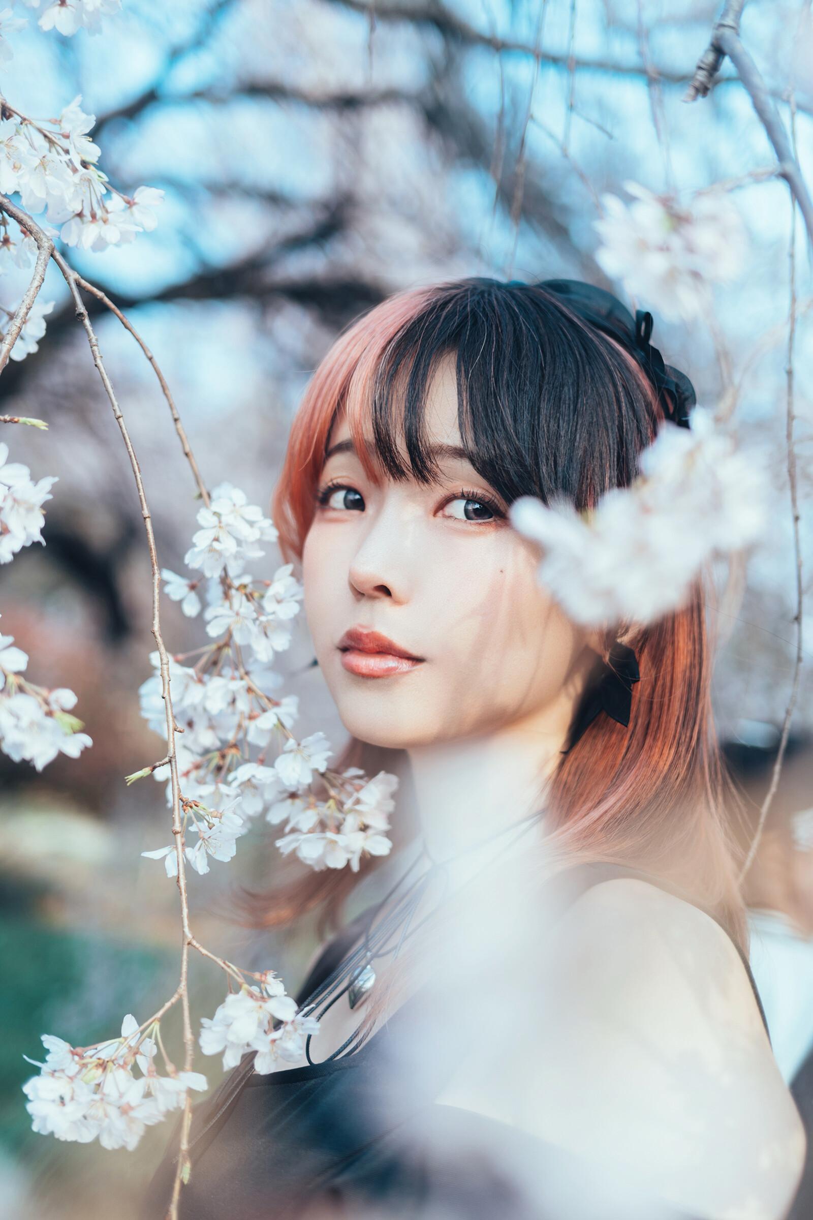 ElyEE子 NO.168 2025年04月订阅 (4套)[92P 9V 311.9M]-April Set B 2025 [30P 1V]_第1集