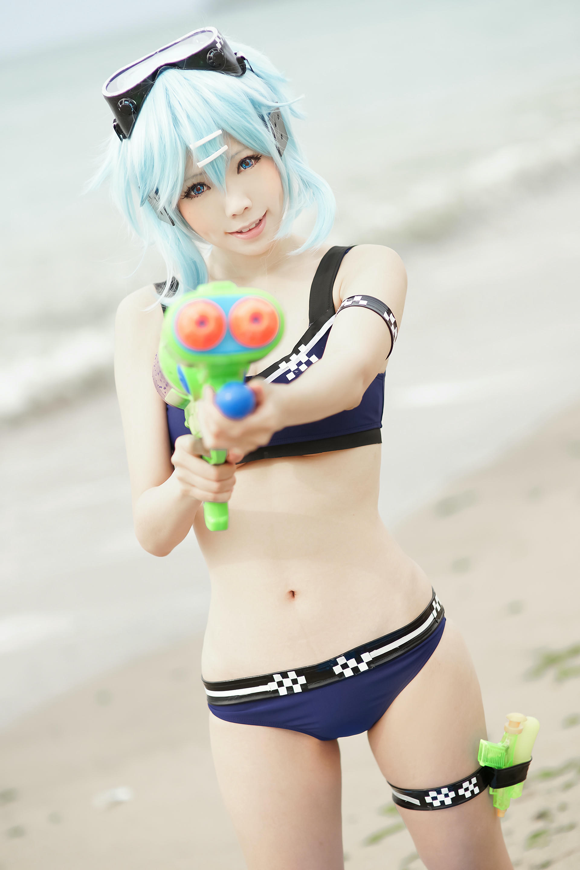 ElyEE子 NO.041 诗乃-海边 [35P 75.34 MB]_第2集