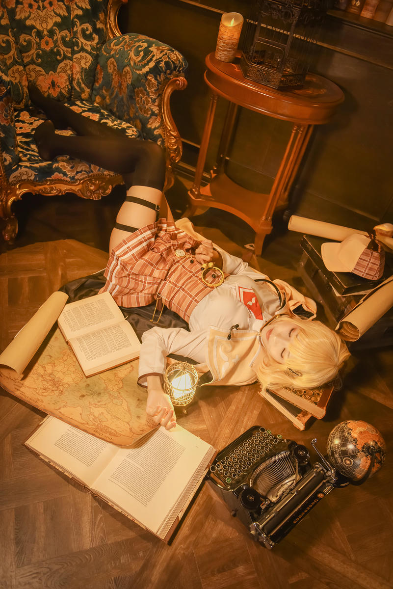 ElyEE子 NO.072 阿米莉亚·华生 [53P-157MB]_第1集