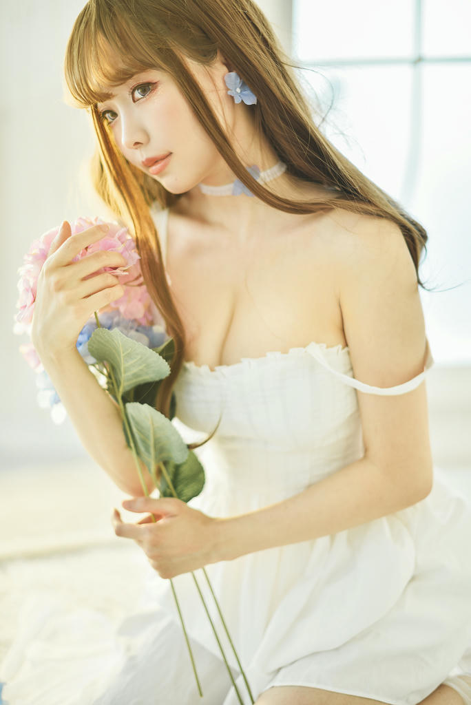 ElyEE子 NO.076 White Dress [22P-27MB]_第1集