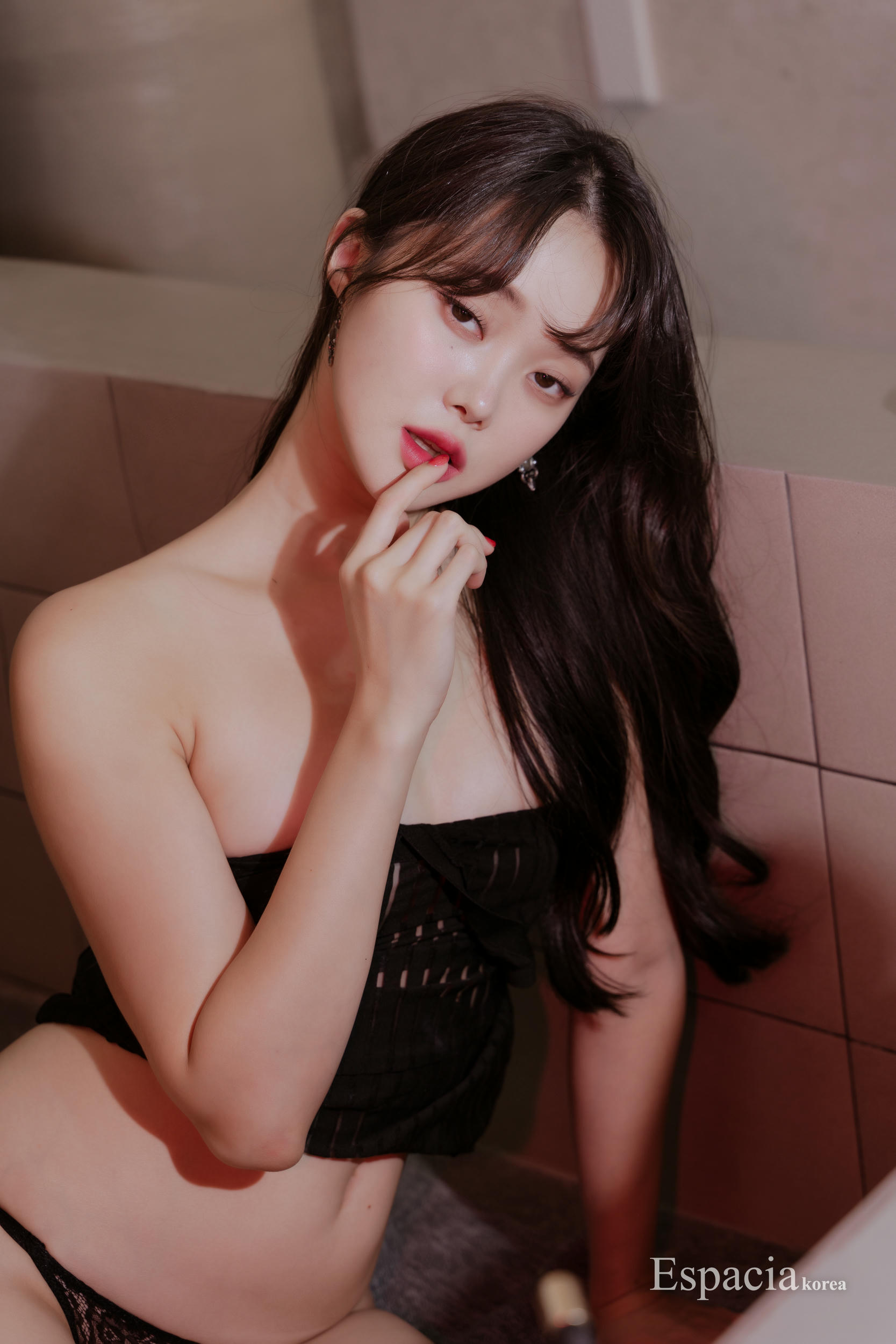 韩国写真机构-Espacia Korea NO.051 EHC-126 Inah (이나) [52P／336MB]_第1集