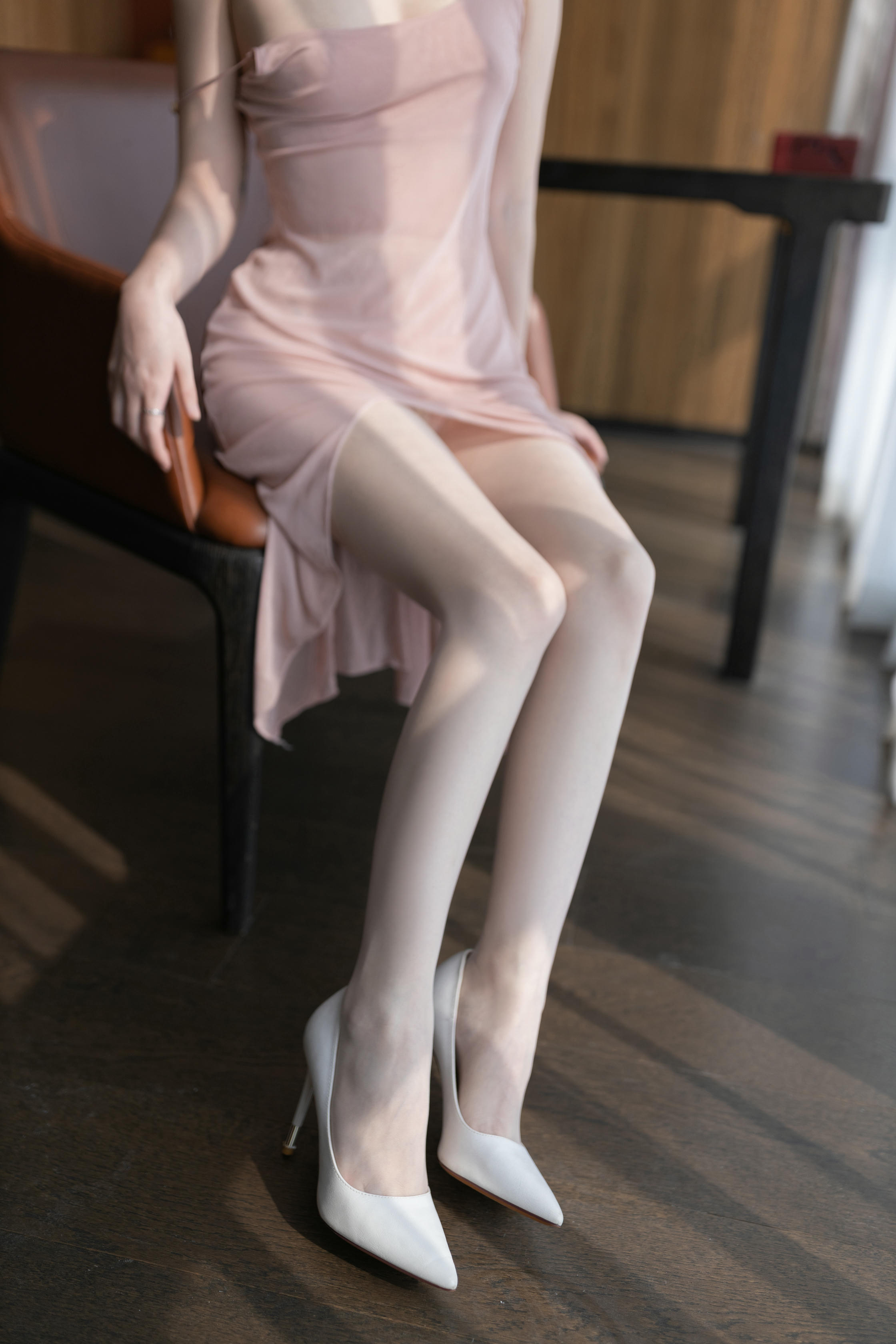 鱼子酱Fish NO.086 内购无水印 桃粉 [130P1.41GB]_第1集