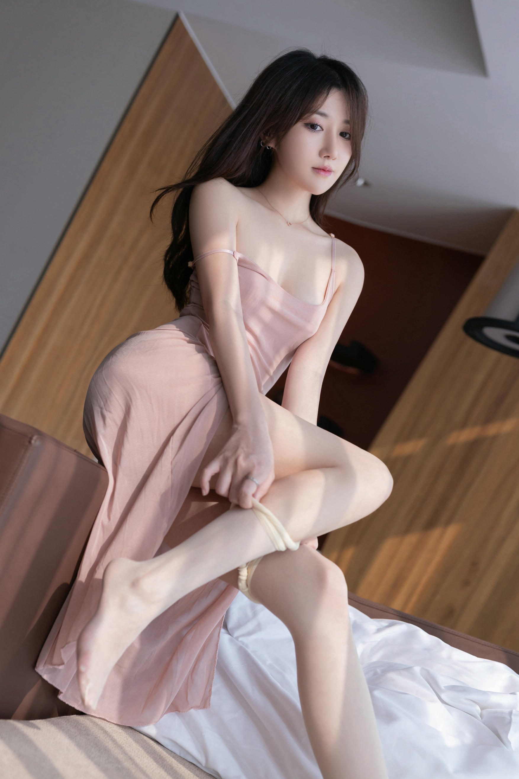 鱼子酱Fish NO.086 内购无水印 桃粉 [130P1.41GB]_第3集