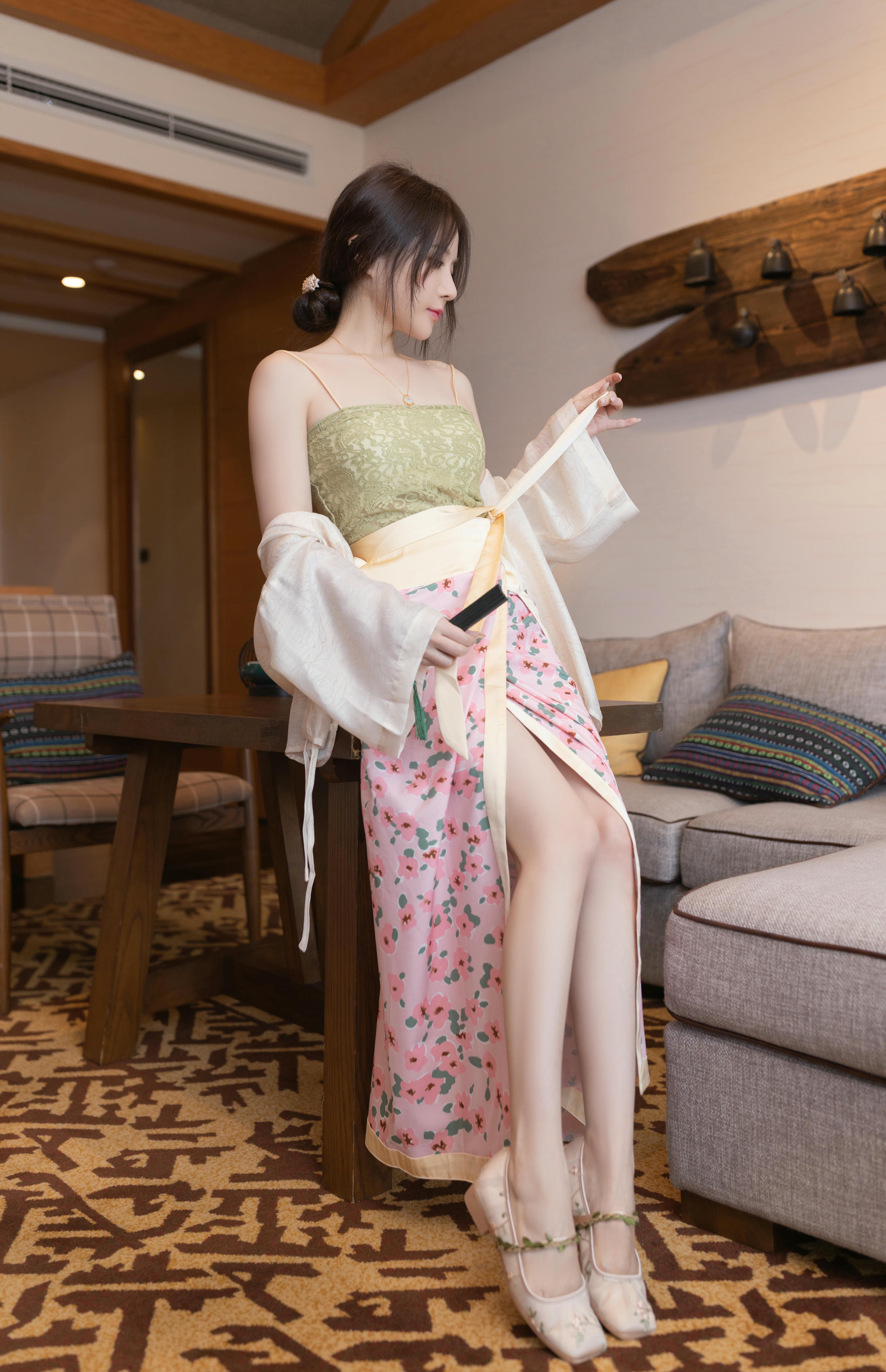 XIUREN秀人网 2022.06.10 NO.5130 鱼子酱Fish [120P 1.45G]_第2集