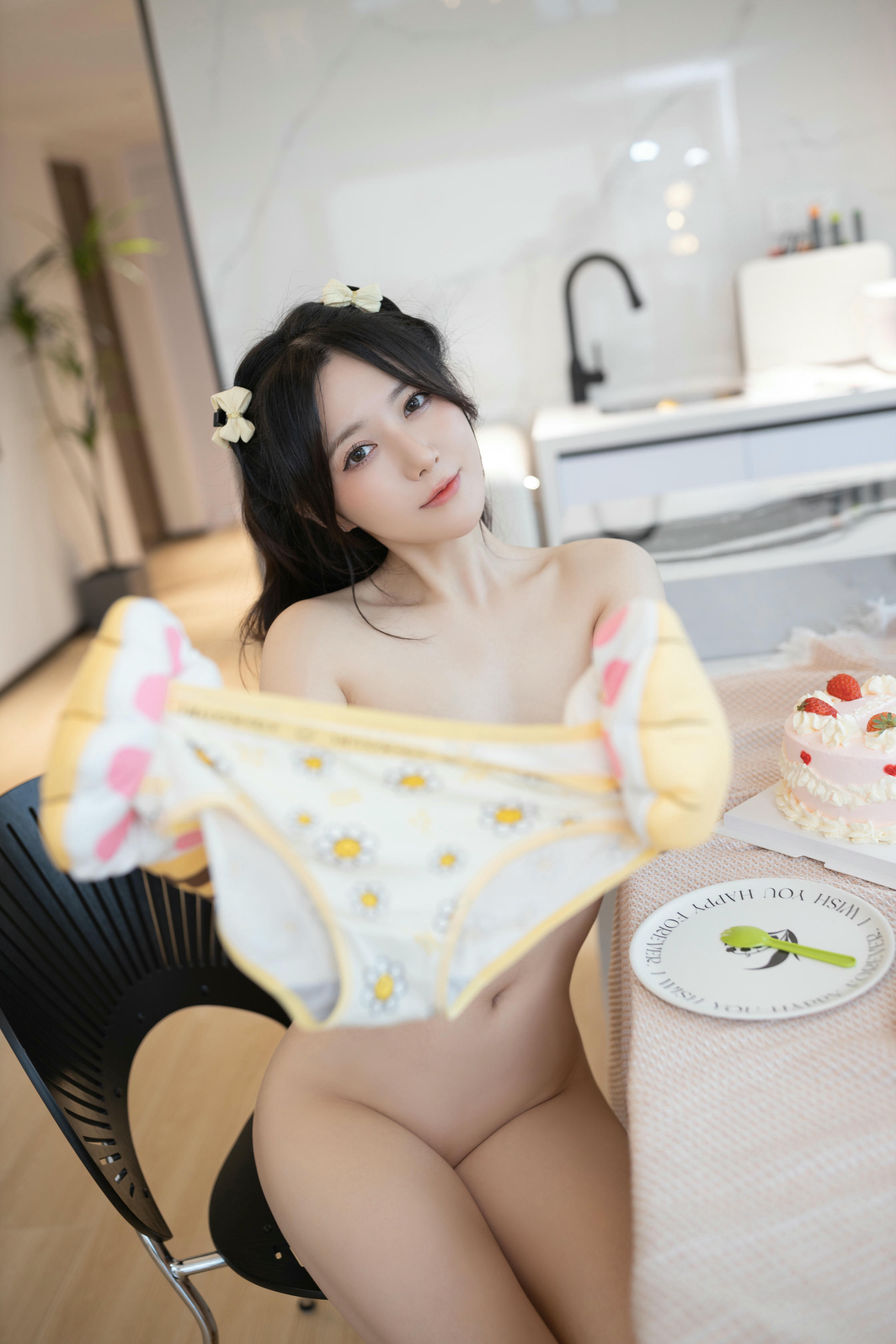 鱼子酱Fish NO.101 内购无水印 小邹菊 [148P 1.62 GB]_第4集