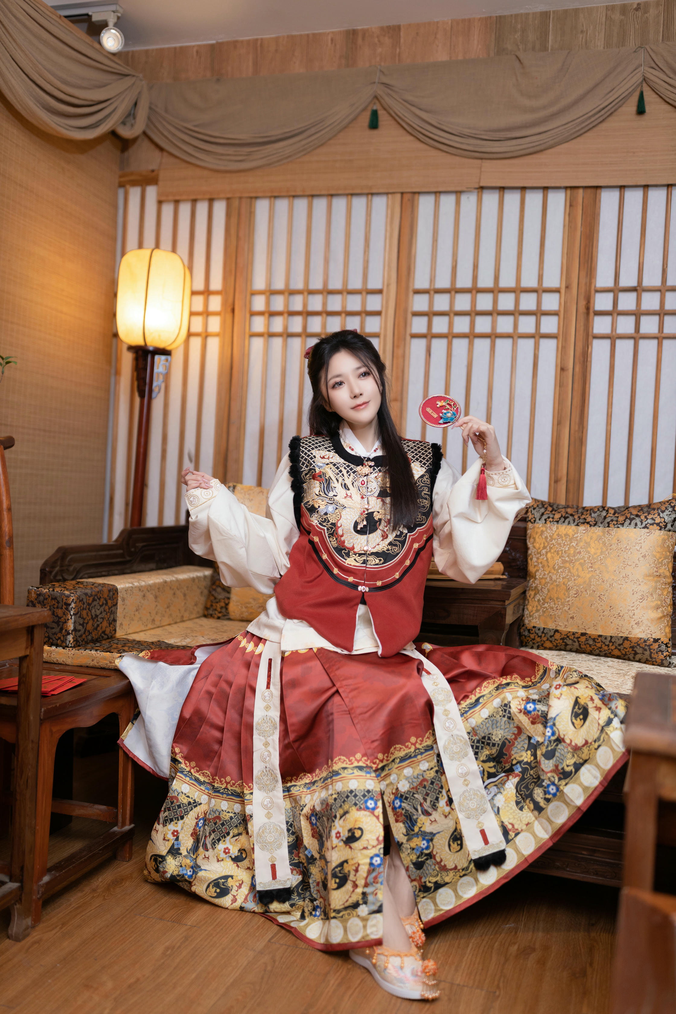 鱼子酱Fish NO.102 内购无水印 新年 [120P／1.67GB]_第1集