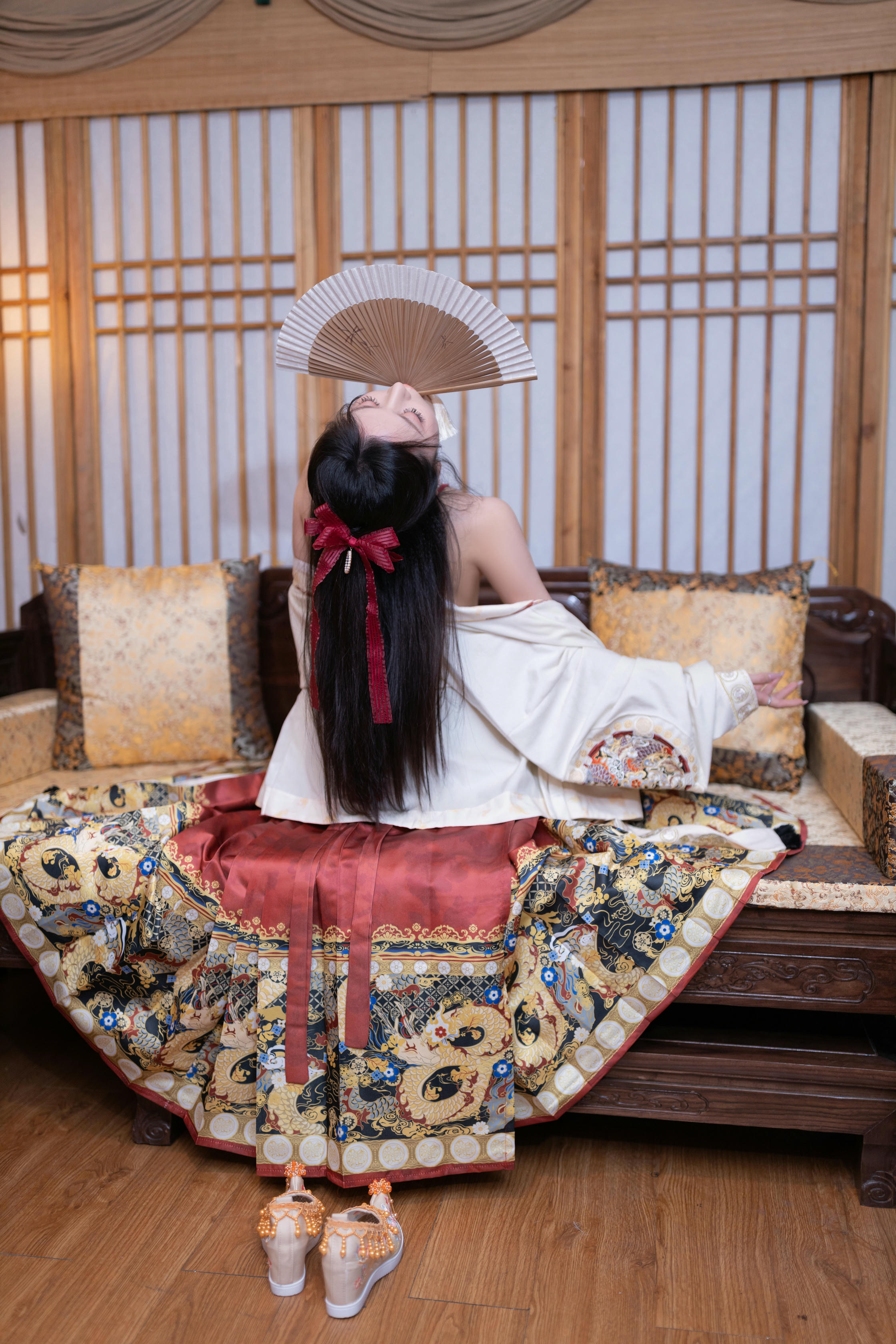 鱼子酱Fish NO.102 内购无水印 新年 [120P／1.67GB]_第1集