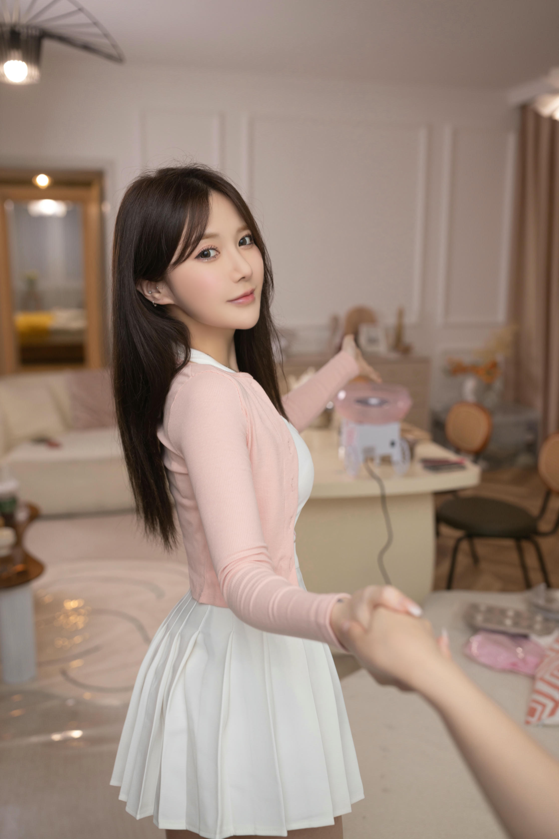 鱼子酱Fish NO.104 内购无水印 一点甜 [130P 838MB]_第1集