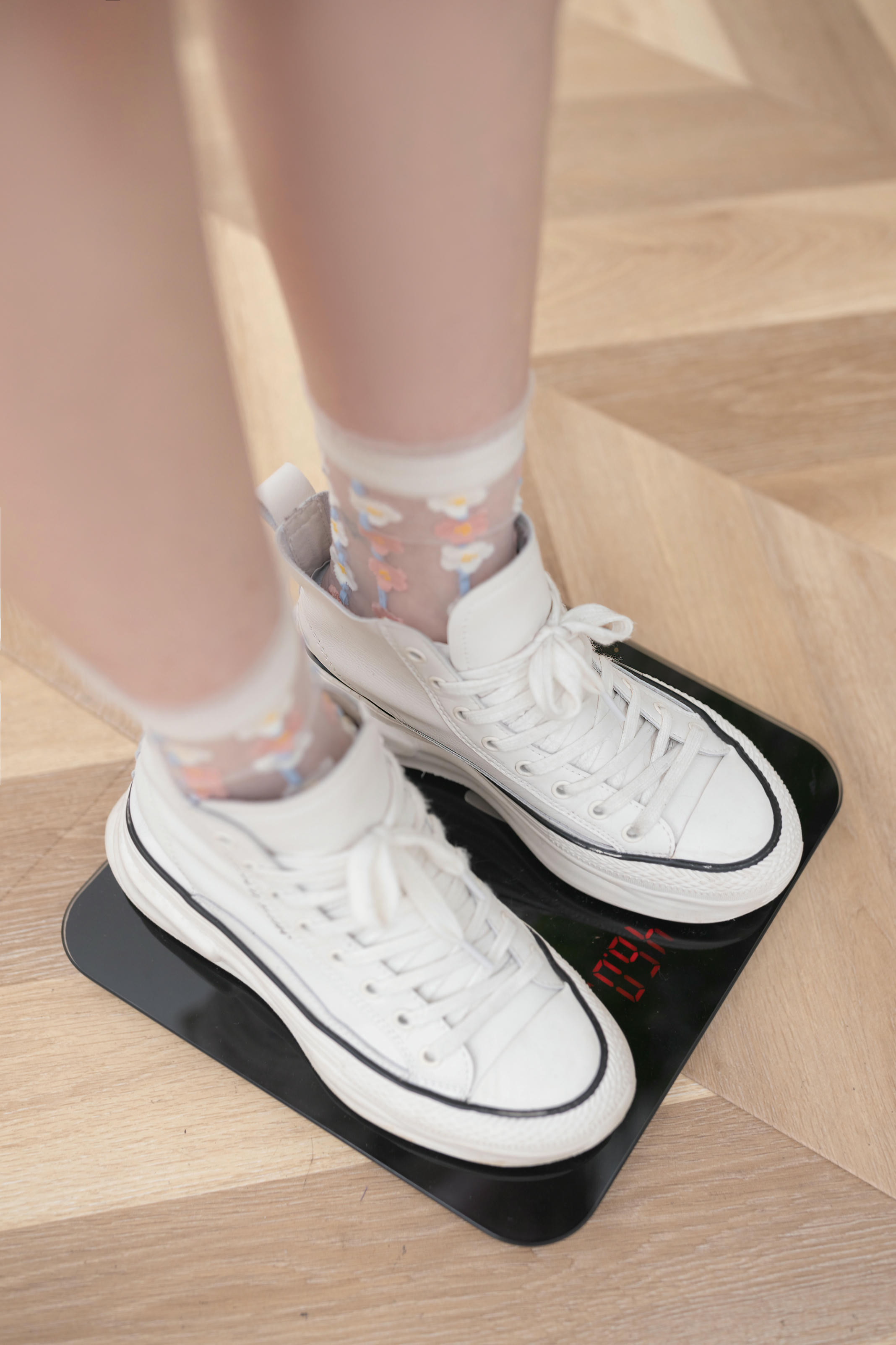 鱼子酱Fish NO.104 内购无水印 一点甜 [130P 838MB]_第2集