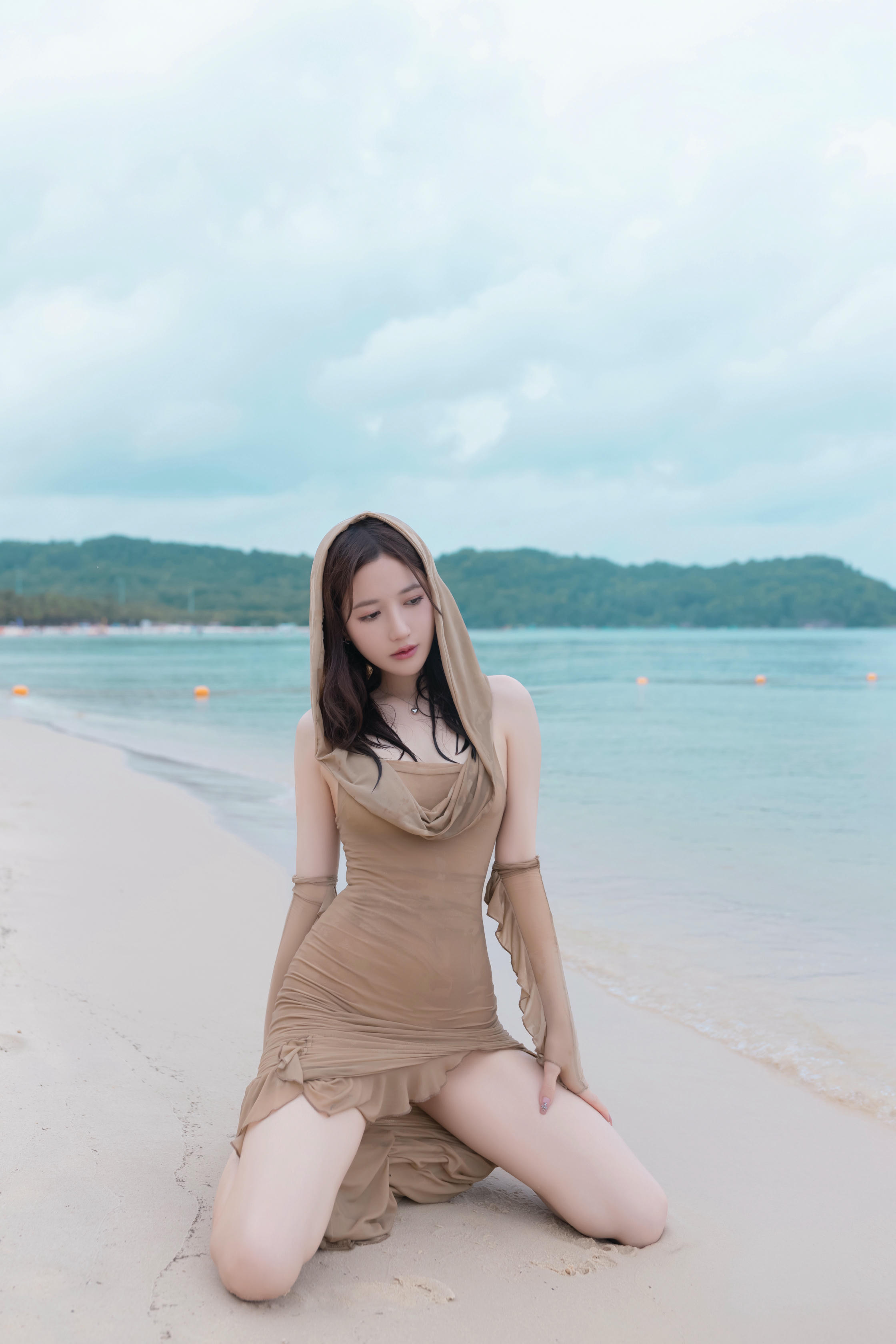 鱼子酱Fish NO.113 内购无水印 雨后海滩 [107P 1.15 GB]_第1集