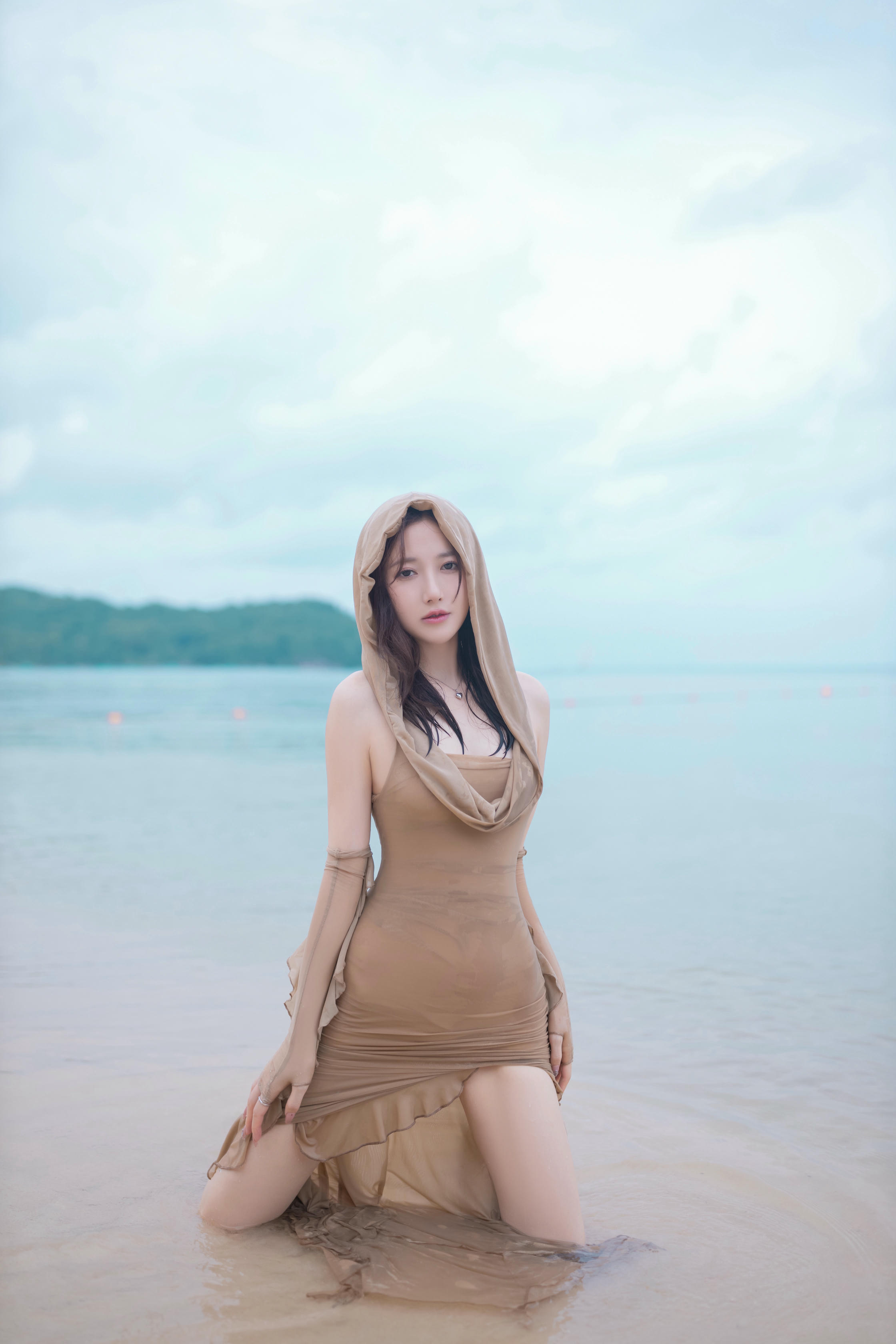 鱼子酱Fish NO.113 内购无水印 雨后海滩 [107P 1.15 GB]_第1集