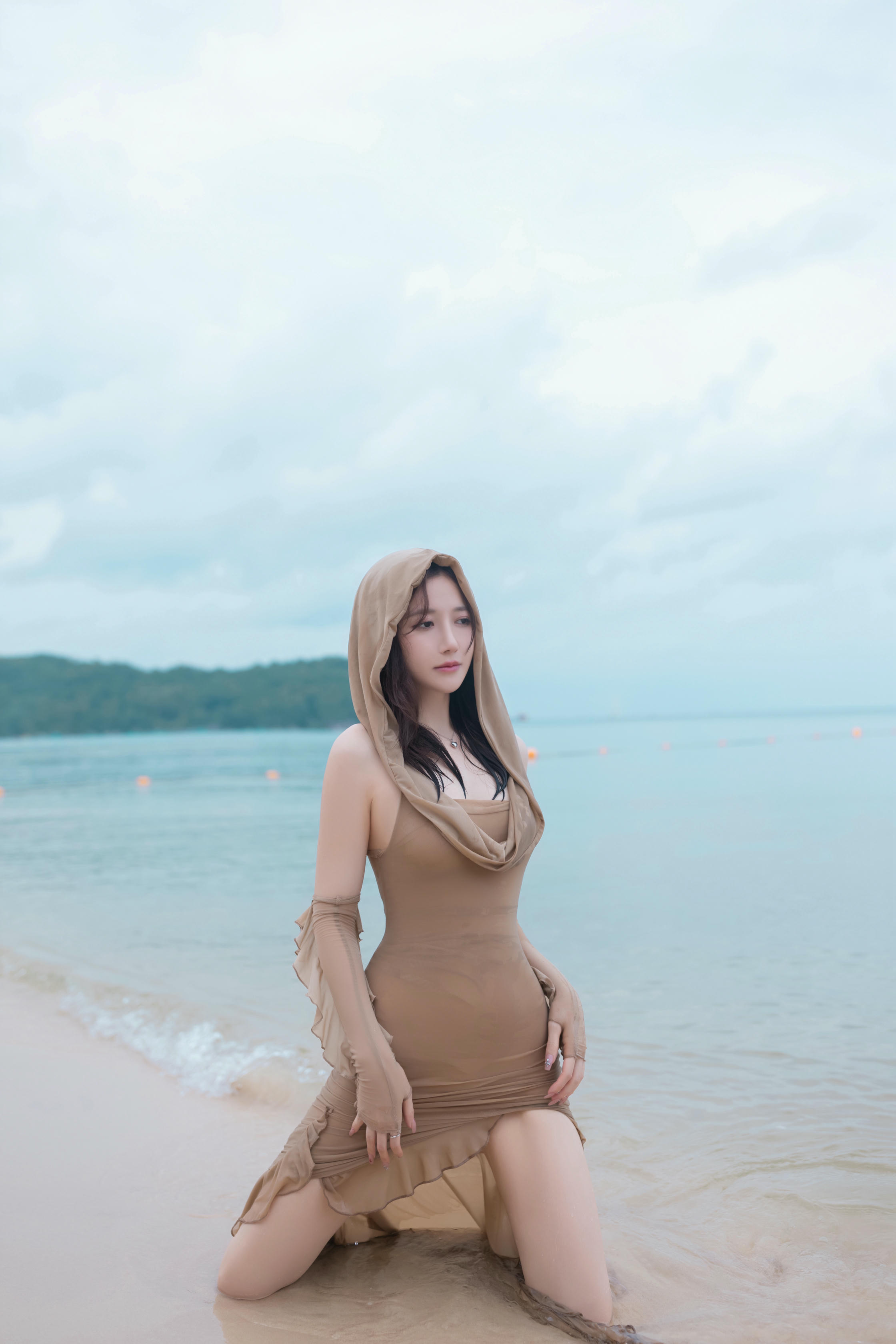 鱼子酱Fish NO.113 内购无水印 雨后海滩 [107P 1.15 GB]_第1集