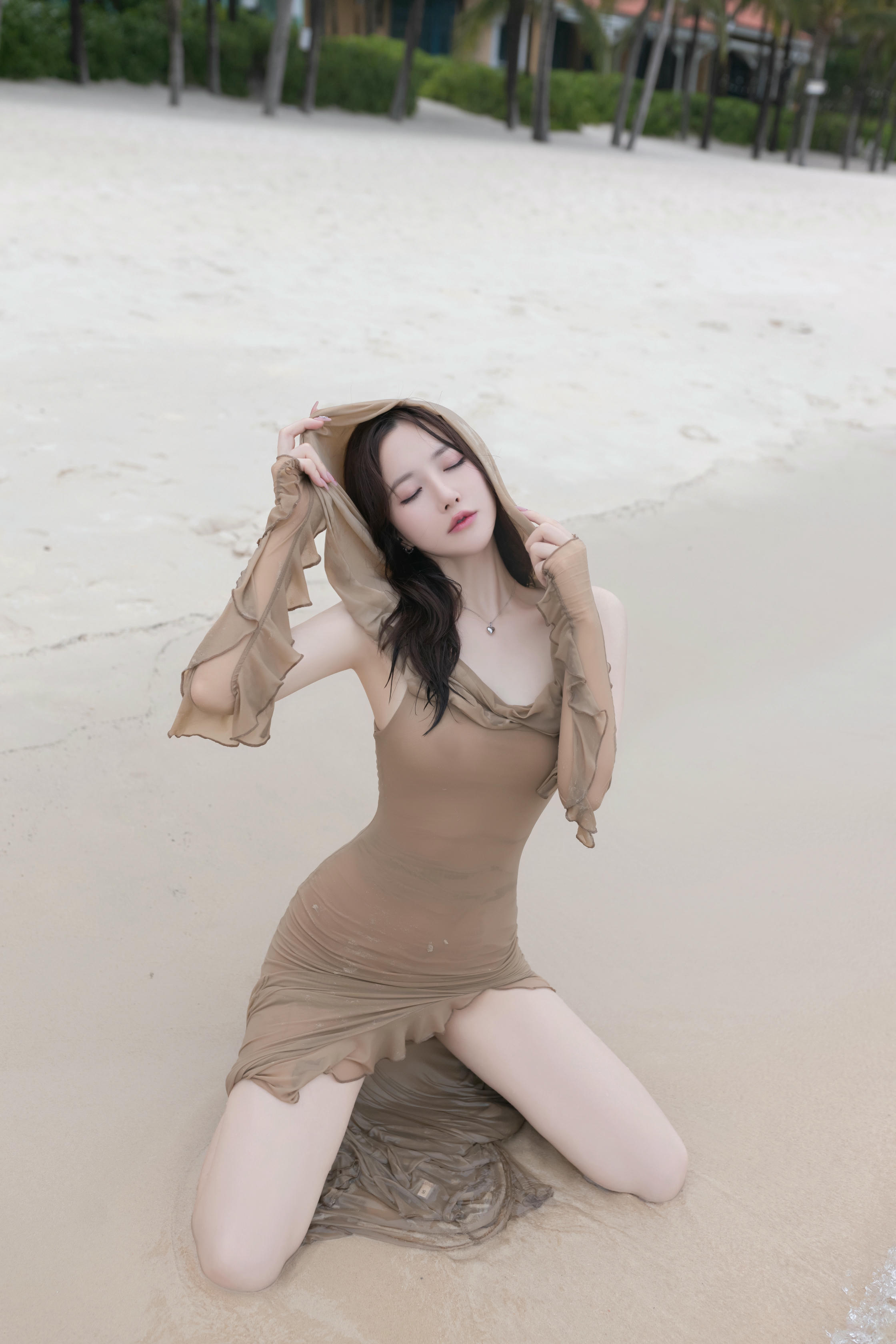 鱼子酱Fish NO.113 内购无水印 雨后海滩 [107P 1.15 GB]_第2集