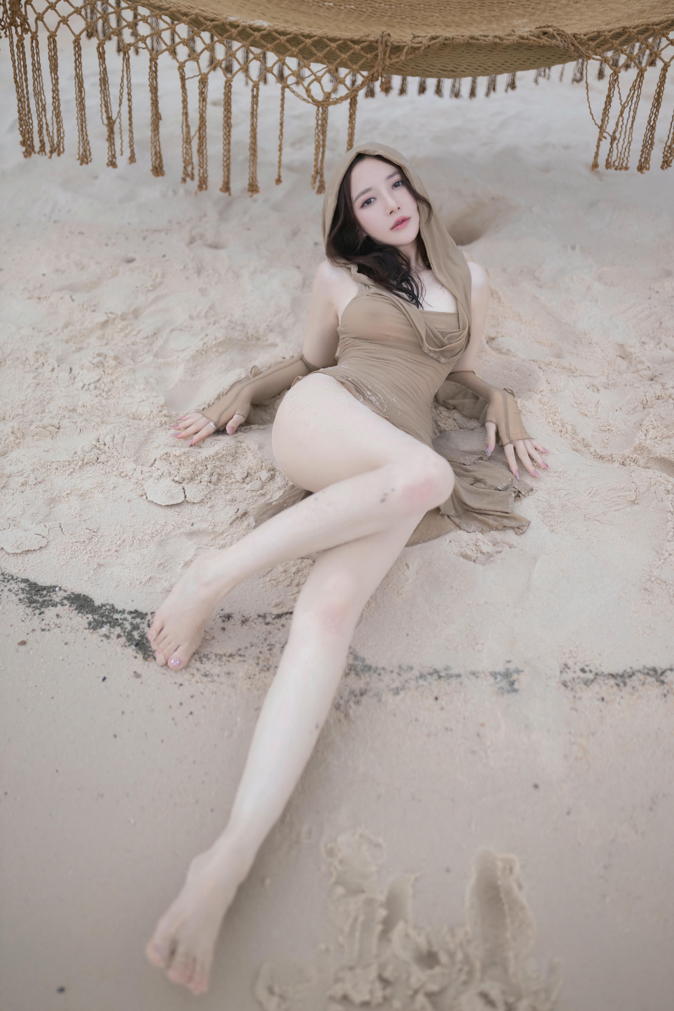 鱼子酱Fish NO.113 内购无水印 雨后海滩 [107P 1.15 GB]_第4集