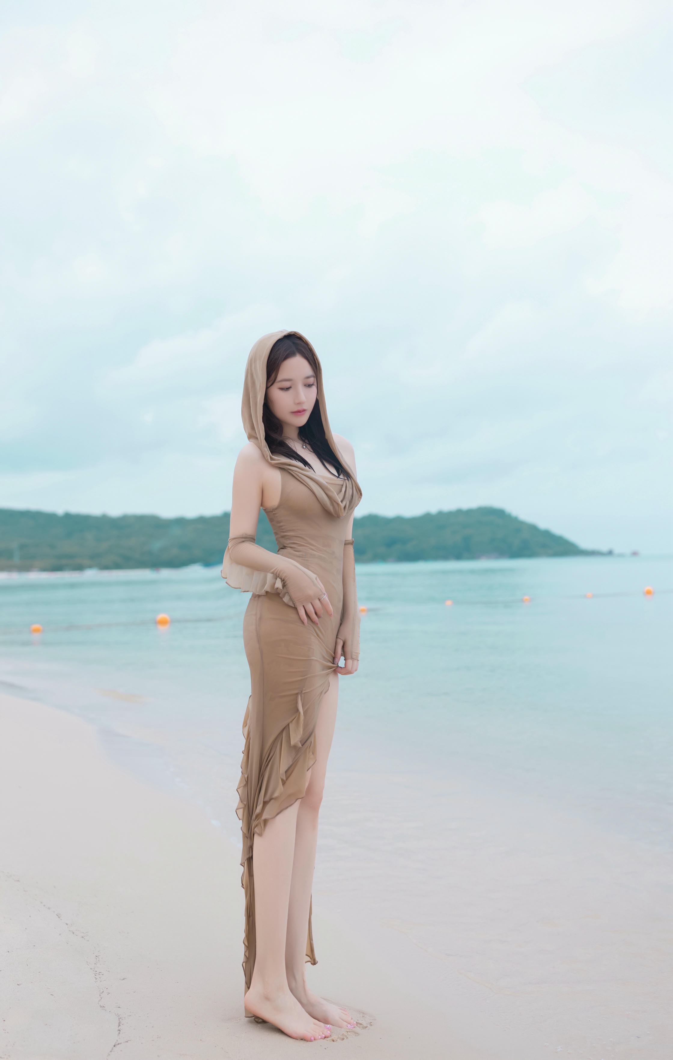 鱼子酱Fish NO.113 内购无水印 雨后海滩 [107P 1.15 GB]_第1集