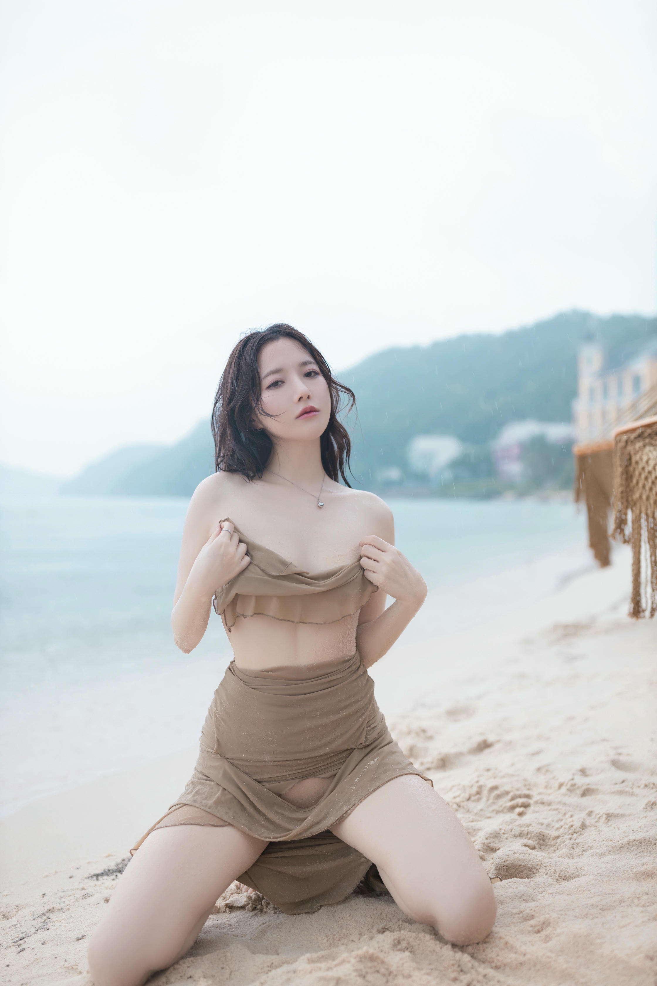 鱼子酱Fish NO.113 内购无水印 雨后海滩 [107P 1.15 GB]_第5集